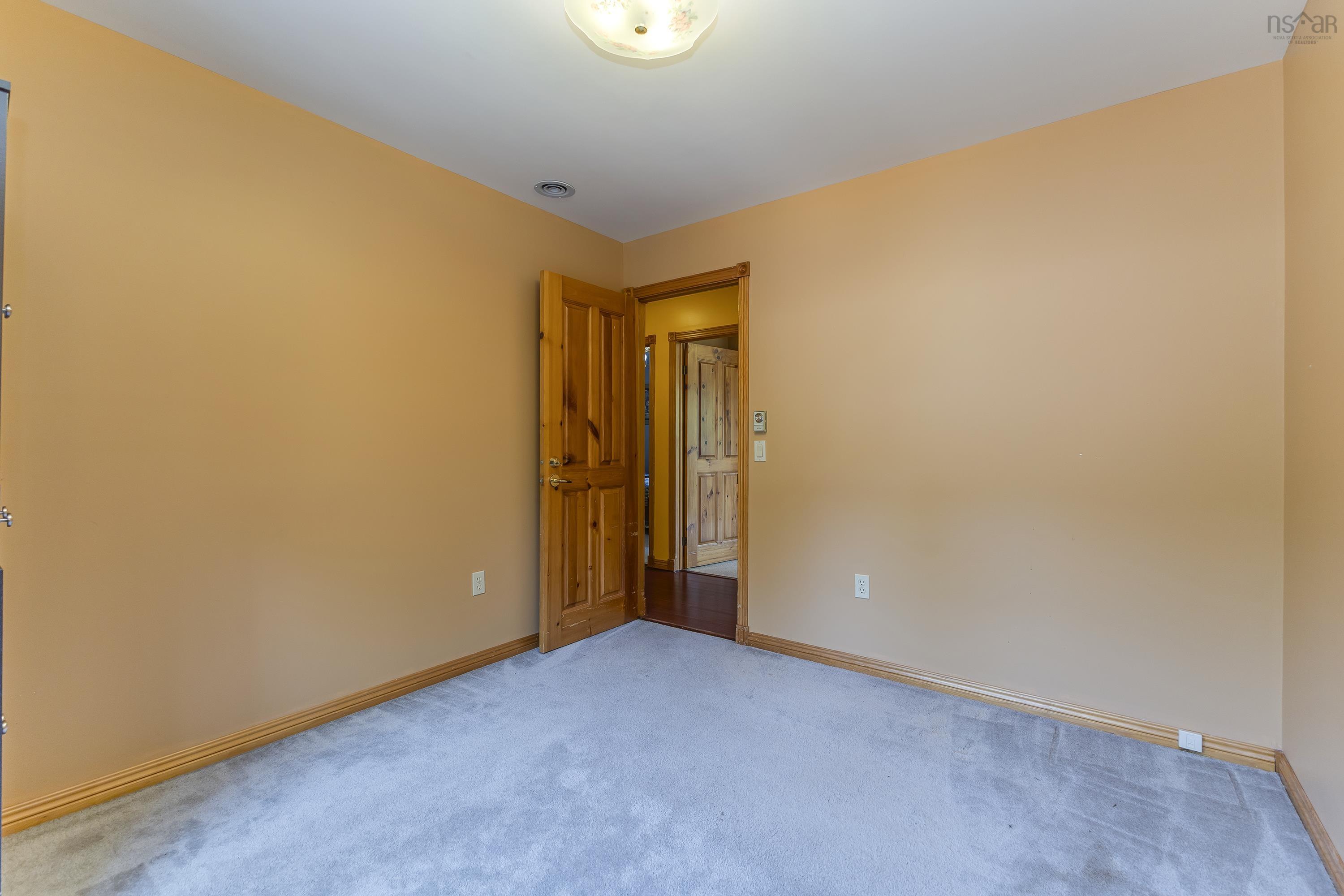 View image 18
