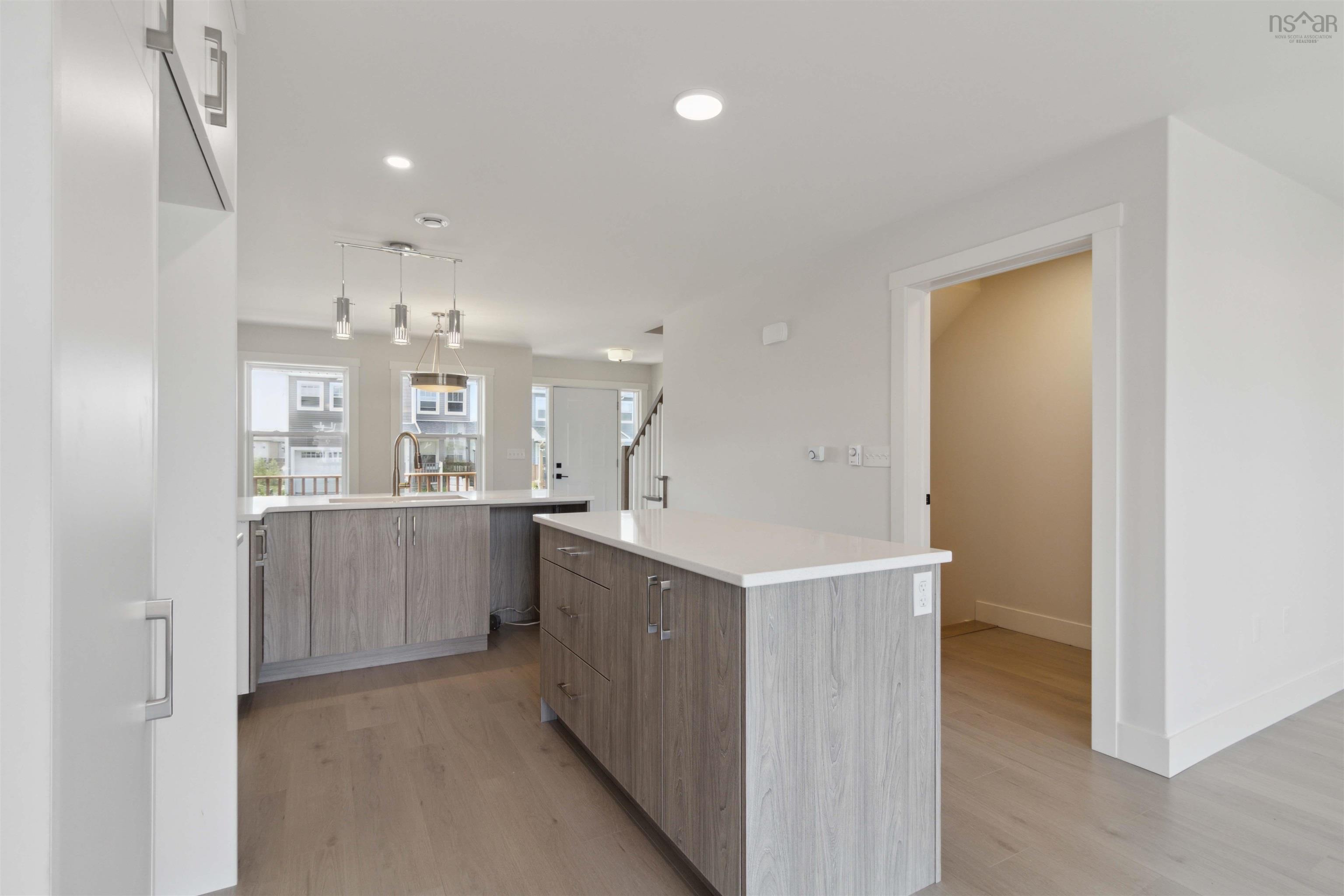 View image 9