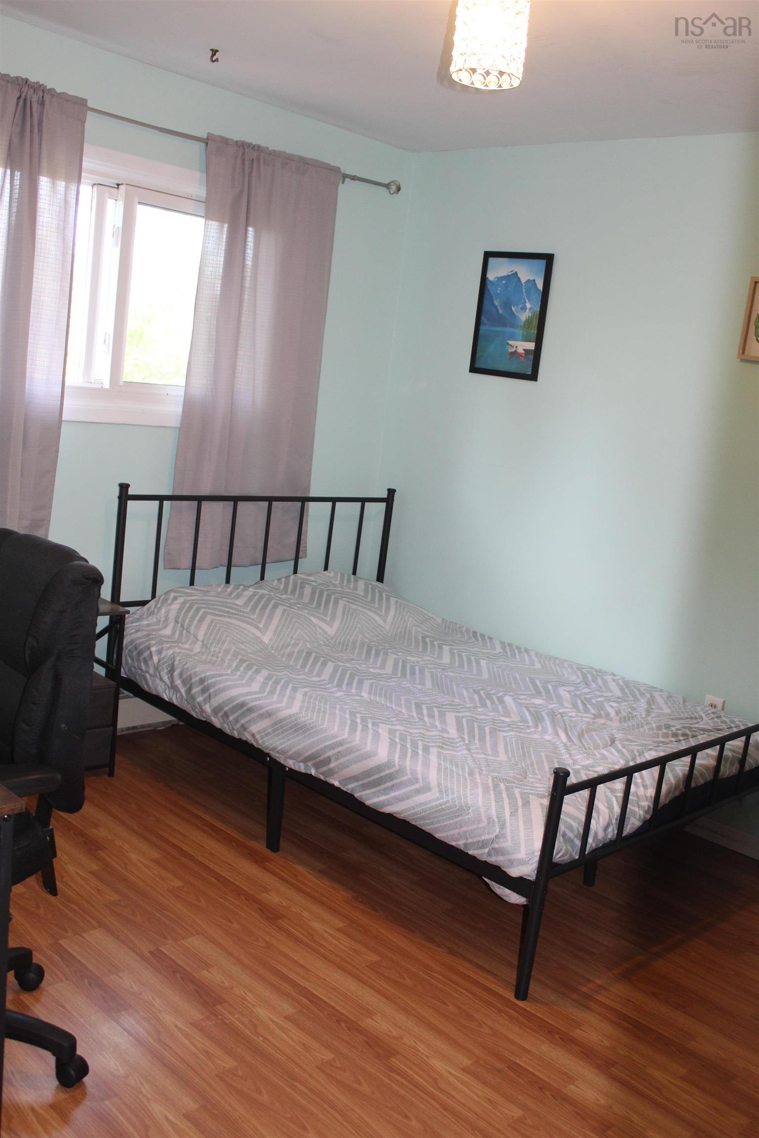 View image 18
