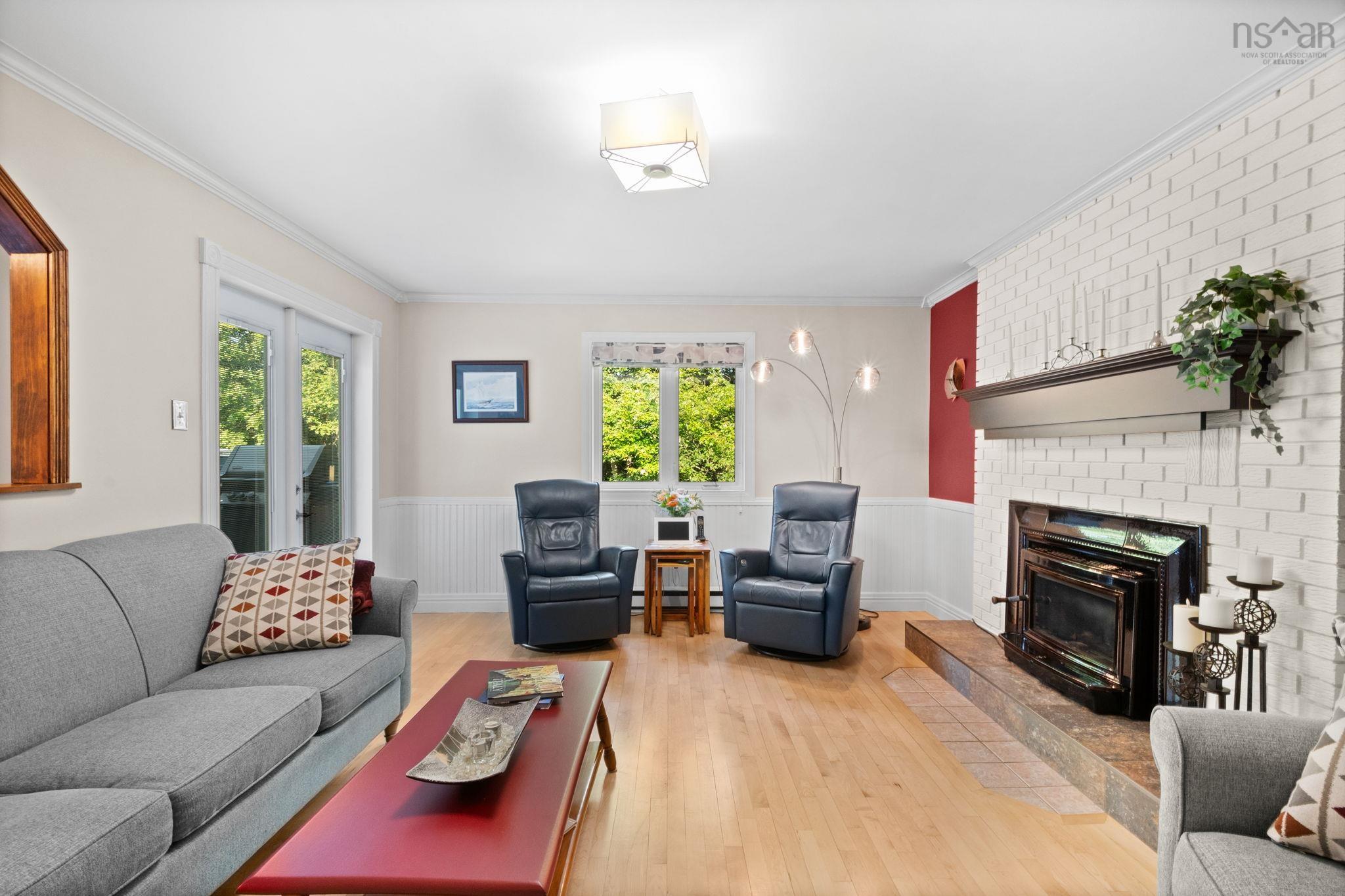 View image 8
