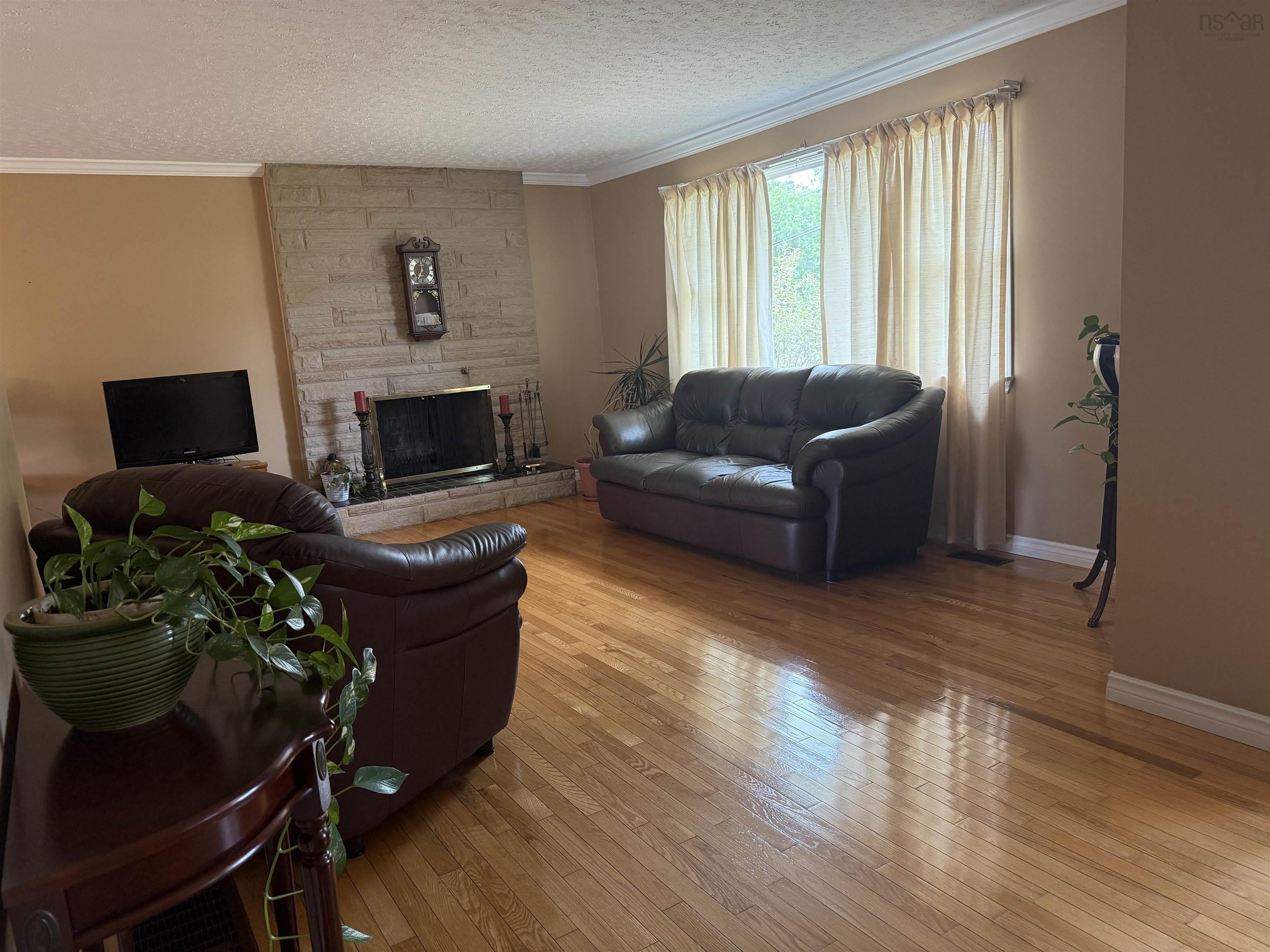 View image 14