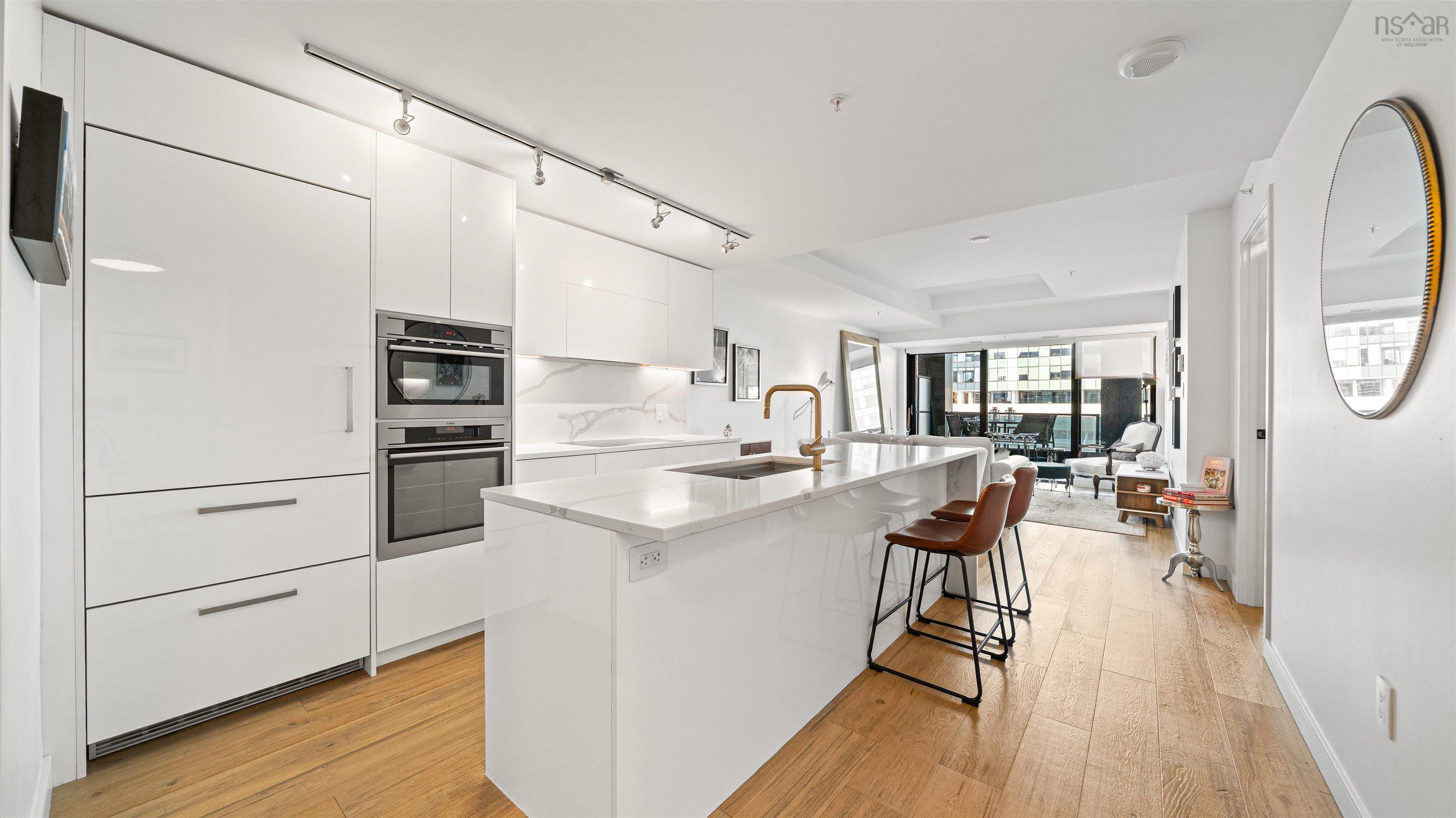 View image 10
