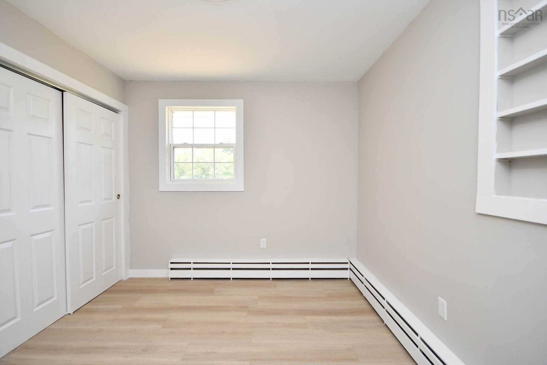 View image 12
