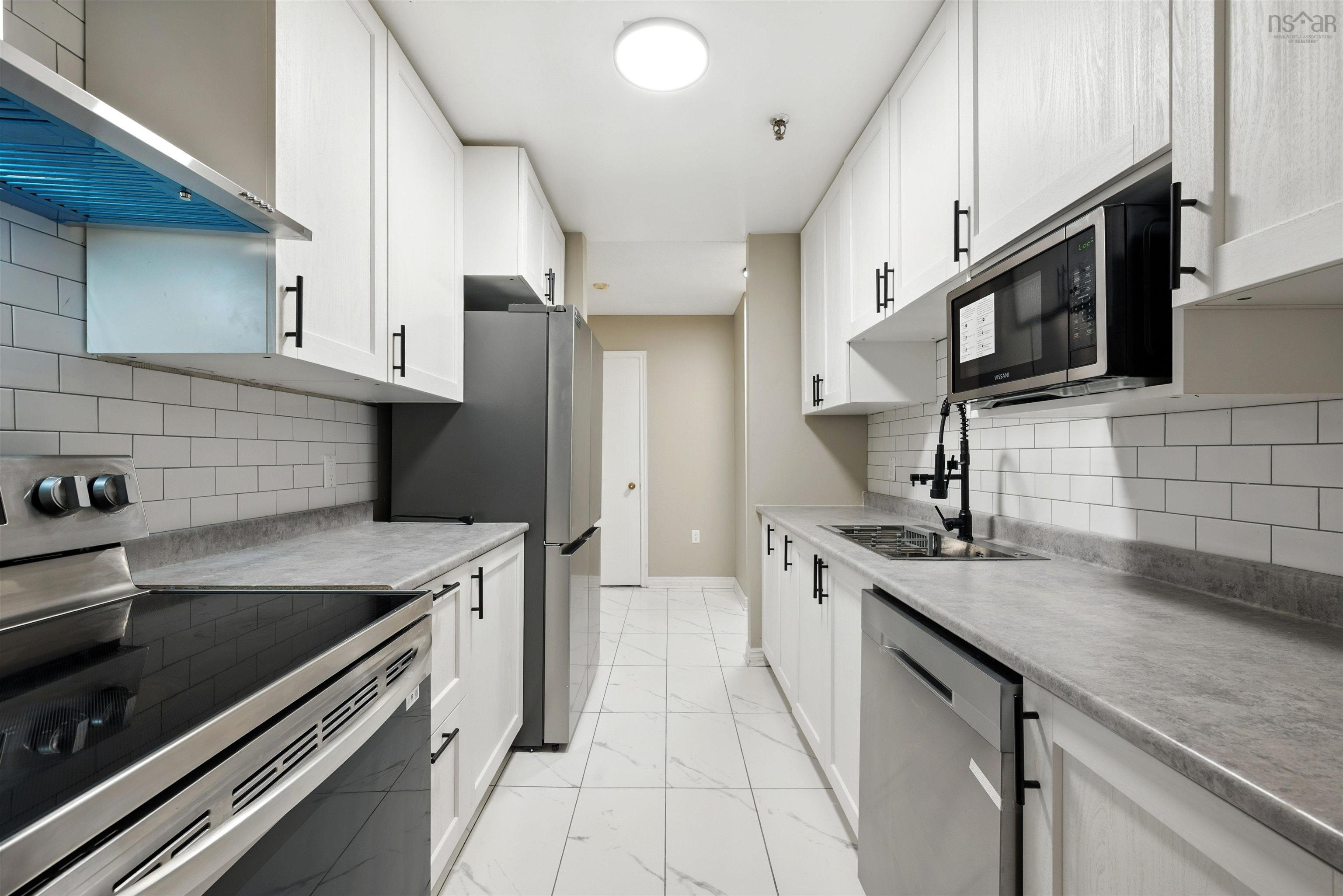 Thumbnail image for 407 15 Langbrae Drive MLS<sup>®</sup> 202520947