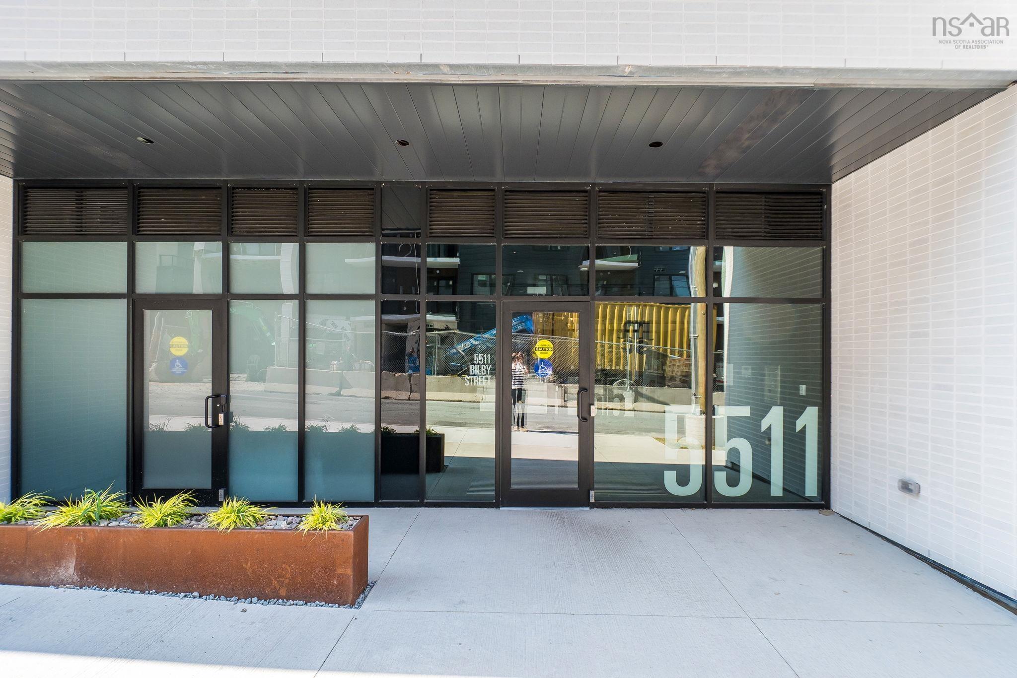 View image 11