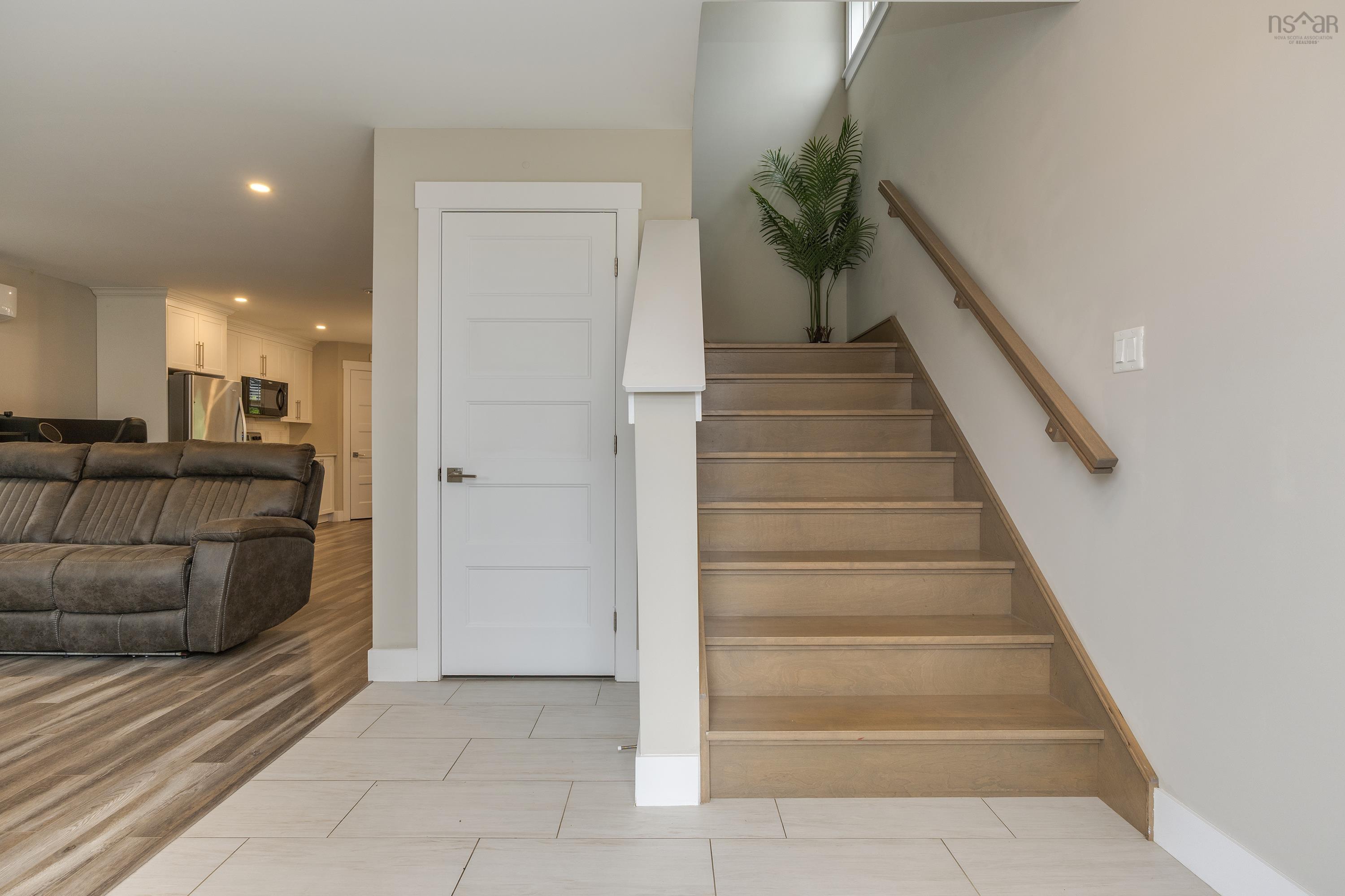 View image 9