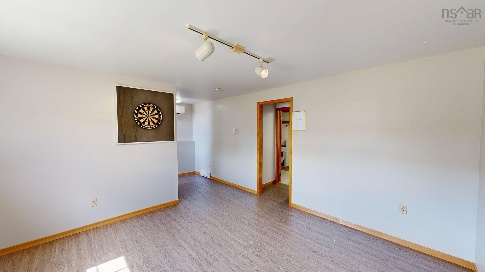 View image 21