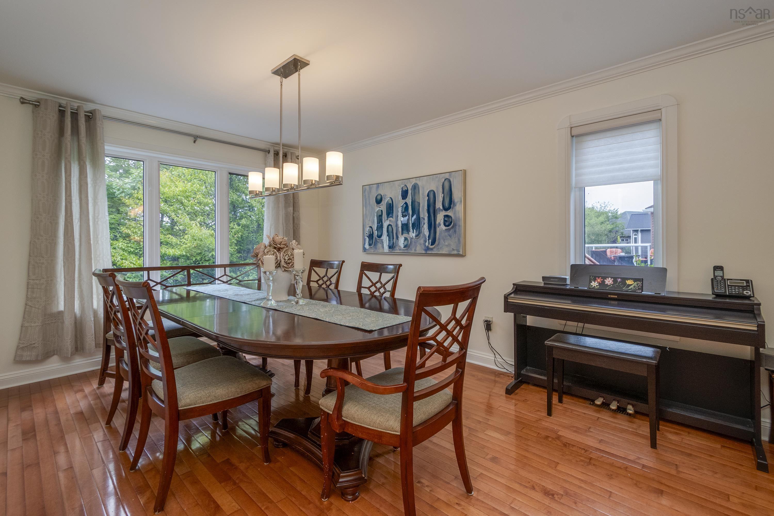 Thumbnail image for 23 Lakeshore Park Terrace MLS<sup>®</sup> 202521128