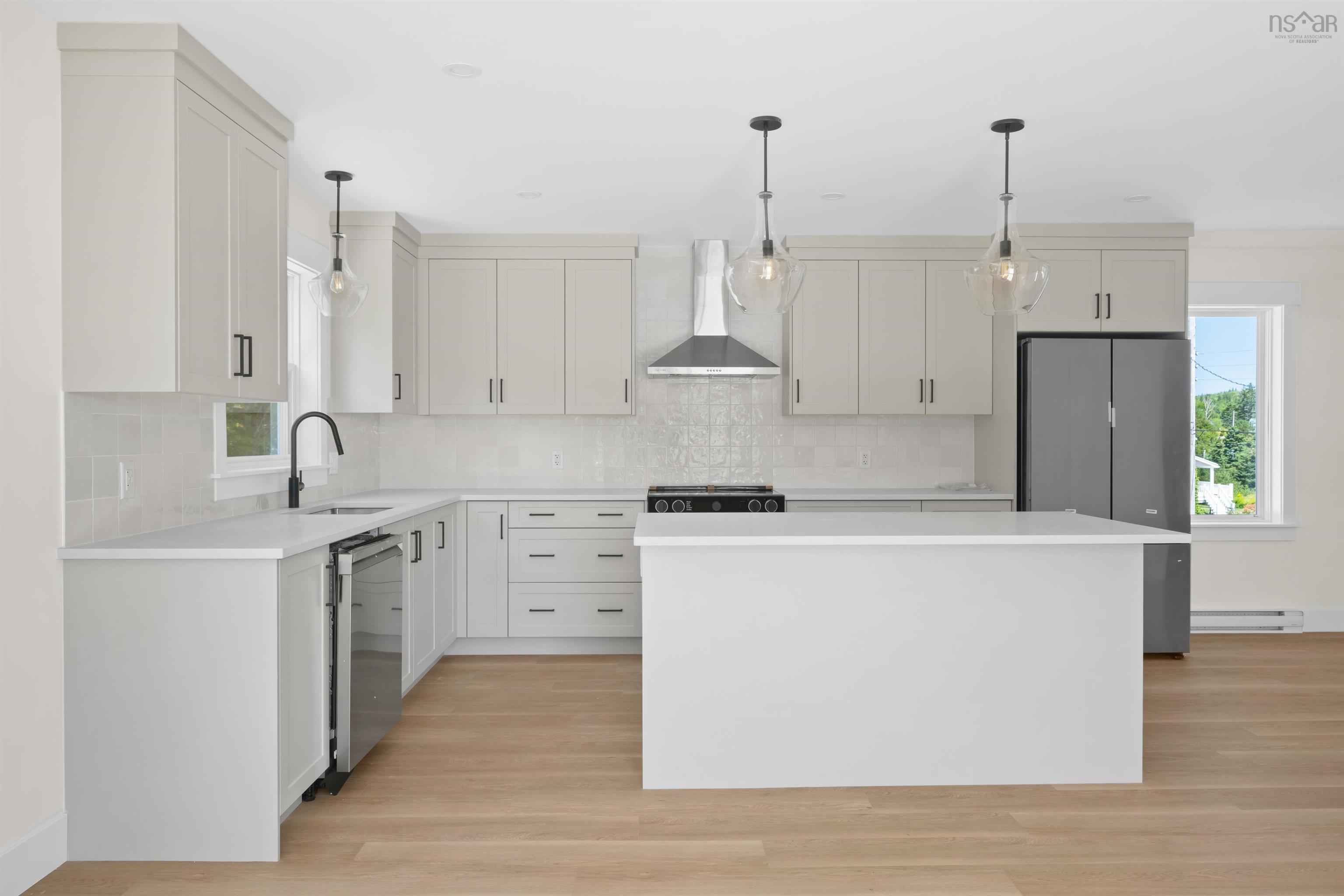 View image 12