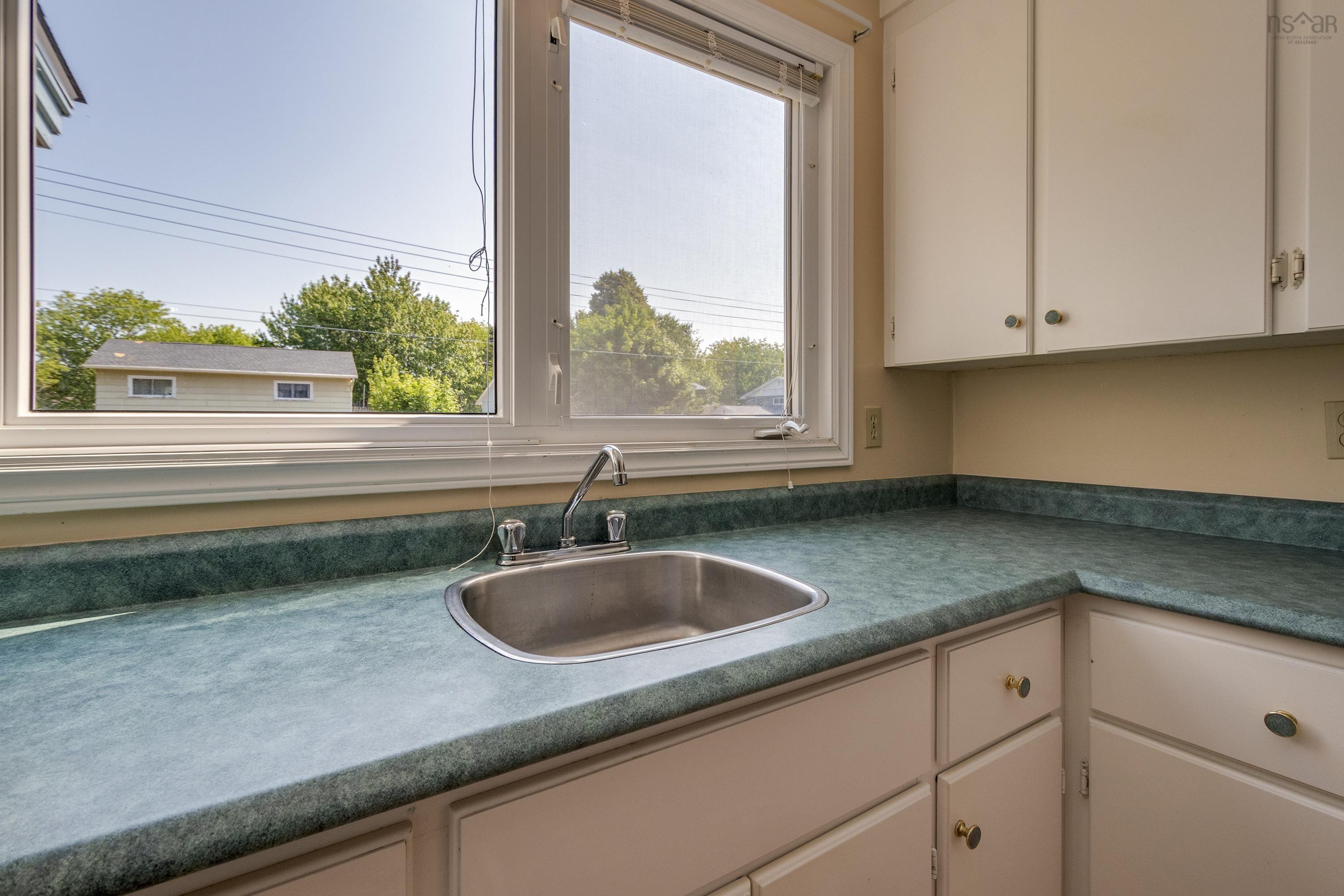 View image 12