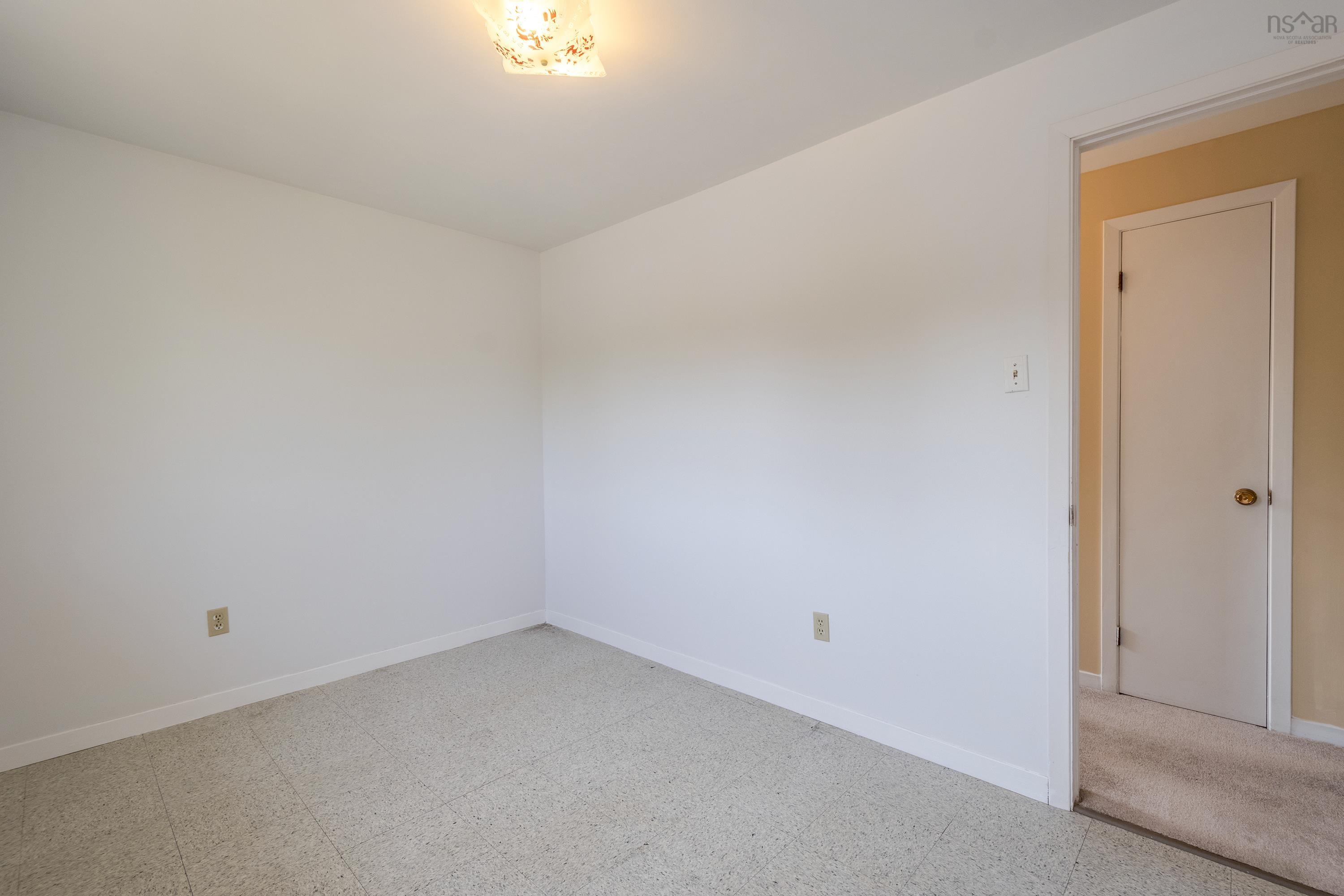 View image 18