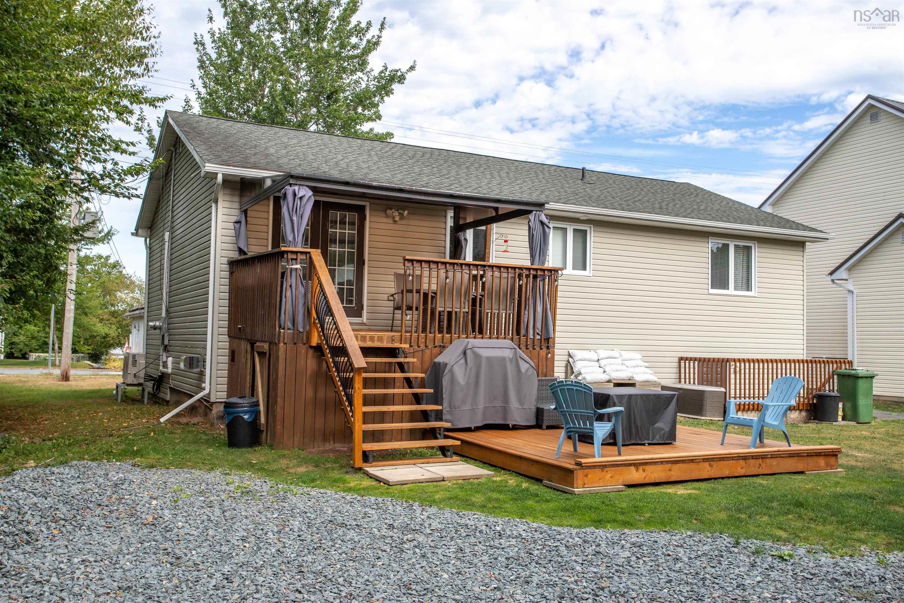 View image 17