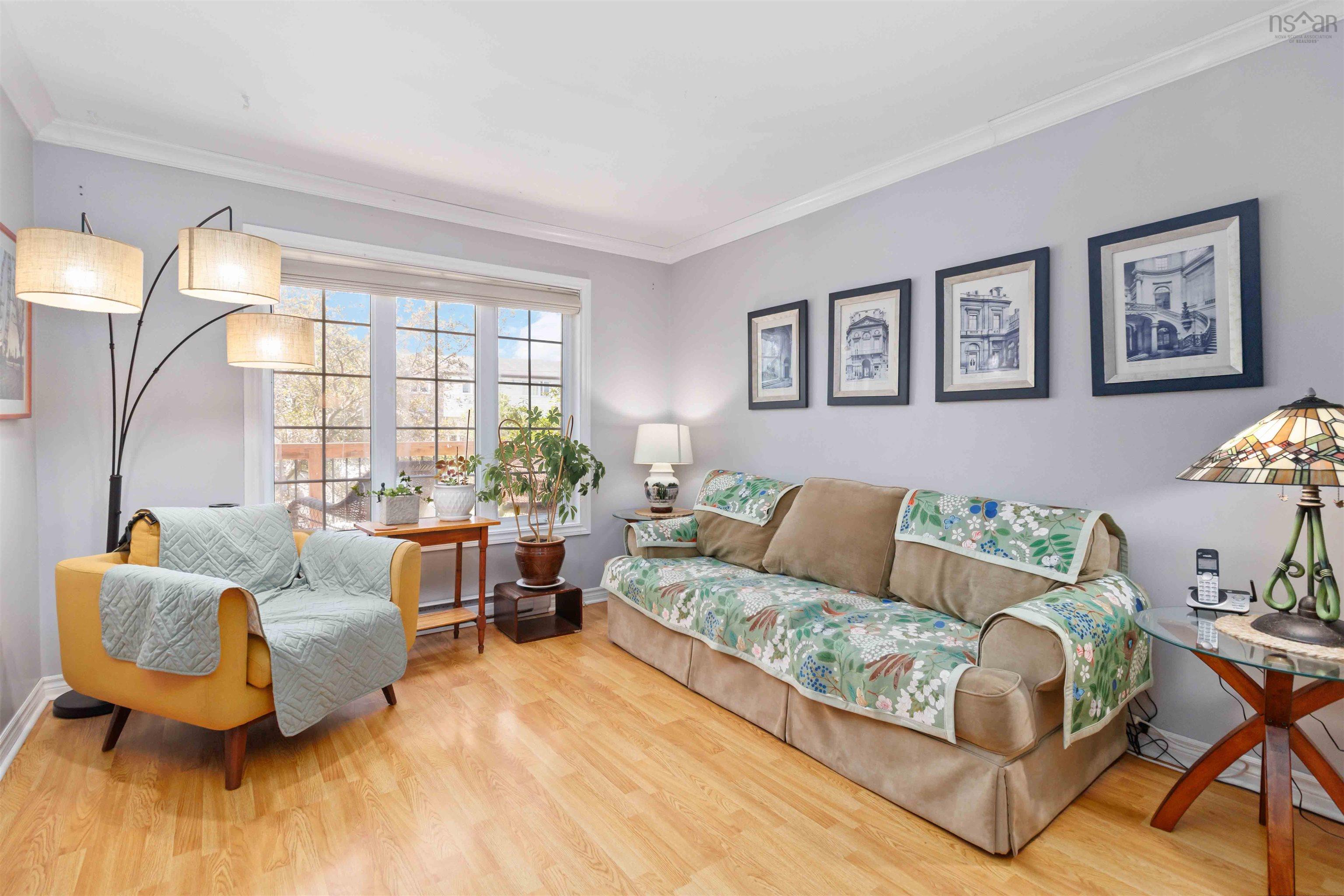 Thumbnail image for 2 Colonna Place MLS<sup>®</sup> 202521160