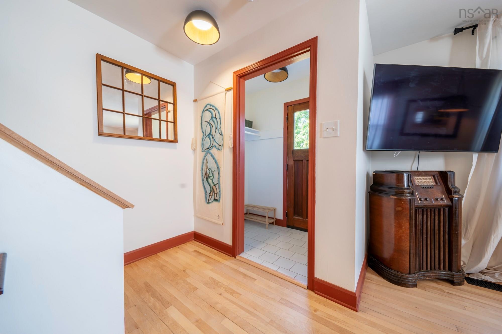 Thumbnail image for 36 Meadowlark Crescent MLS<sup>®</sup> 202521169