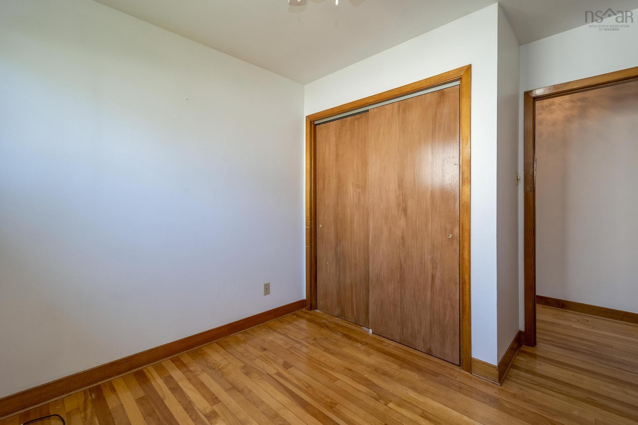 View image 9