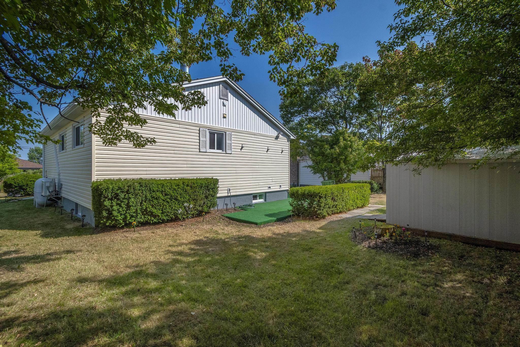 View image 40