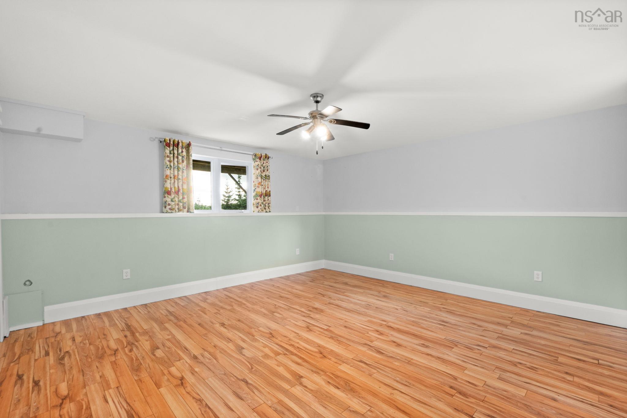 View image 18