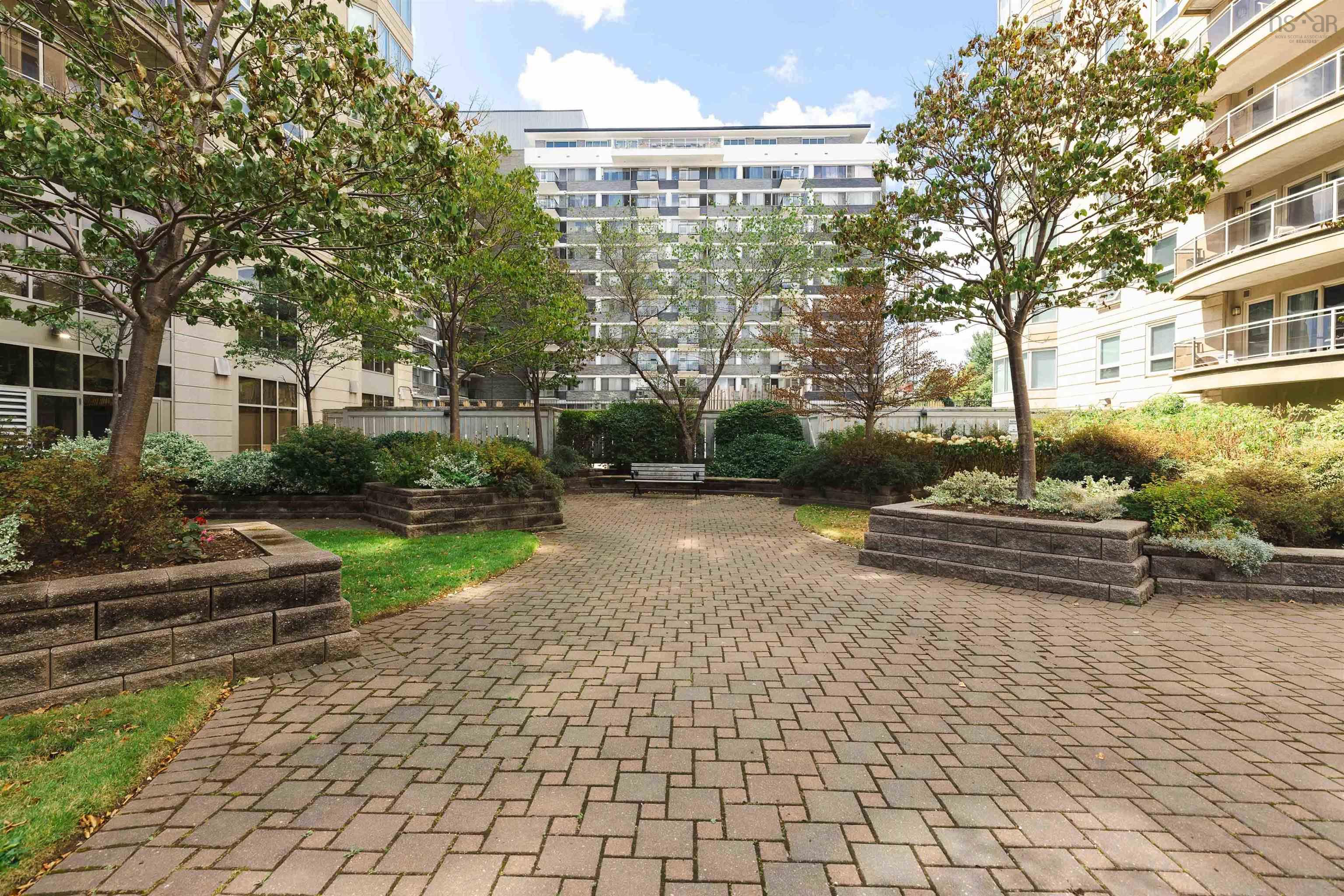 View image 18