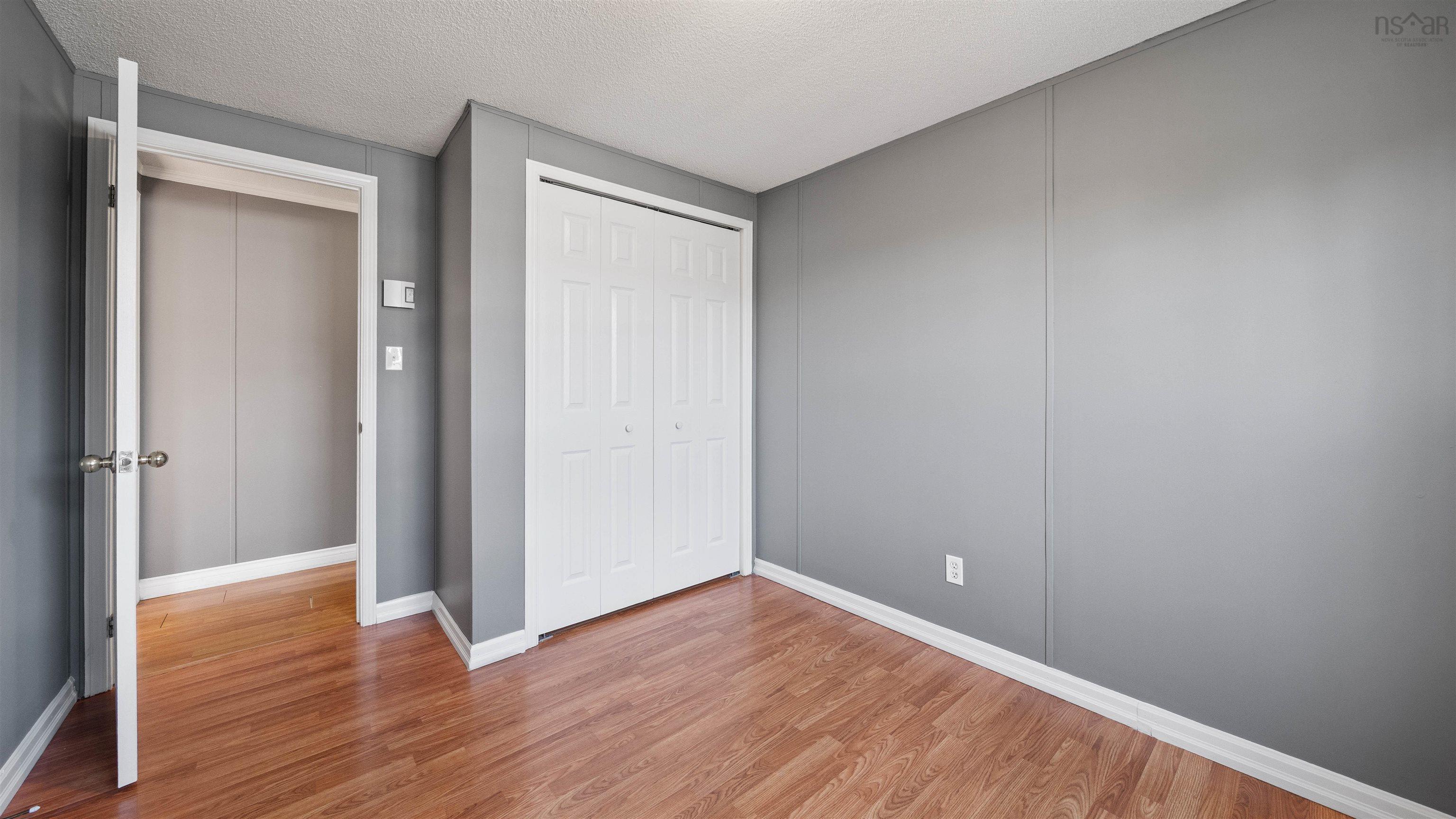 View image 18