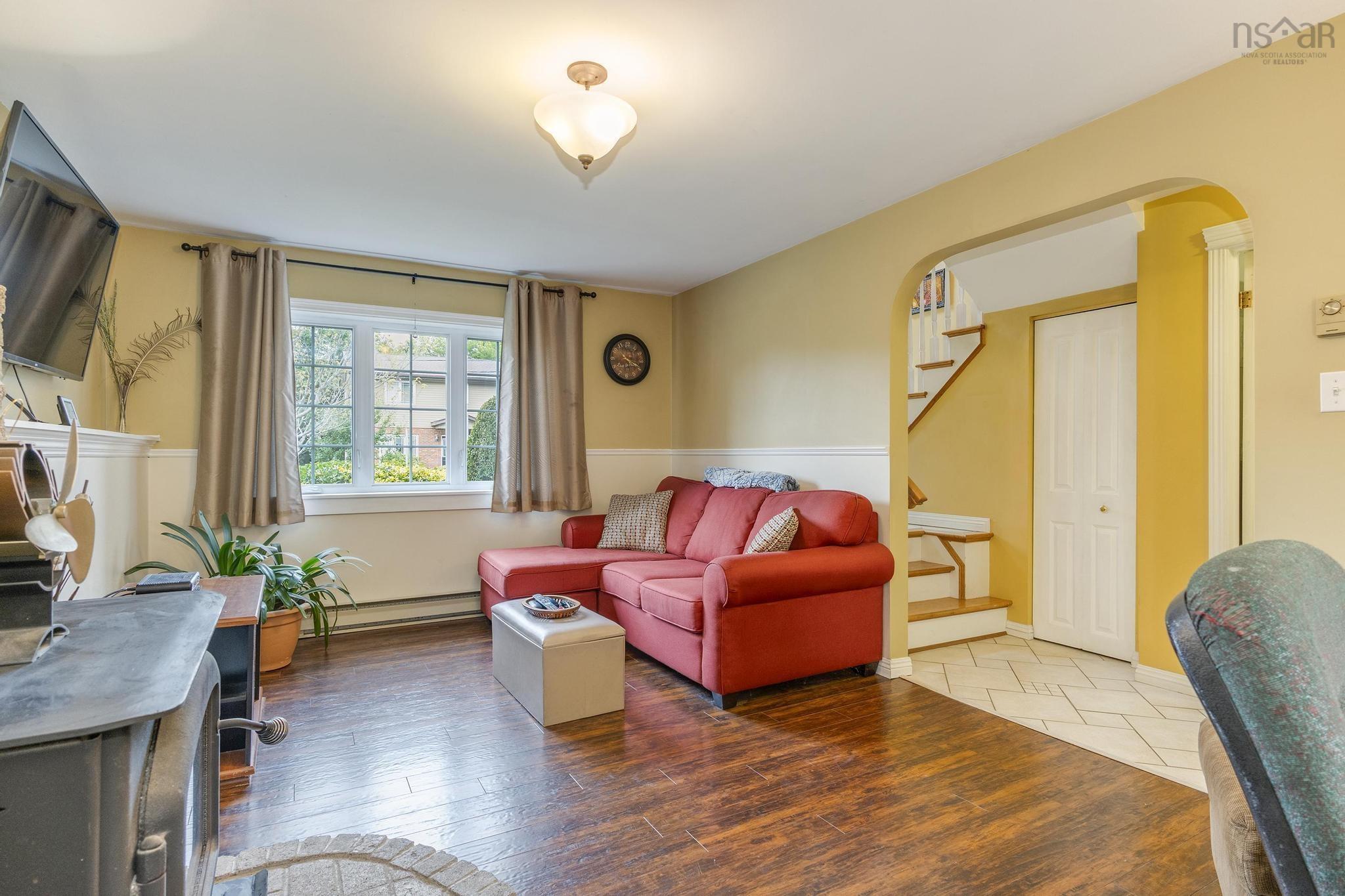 View image 18