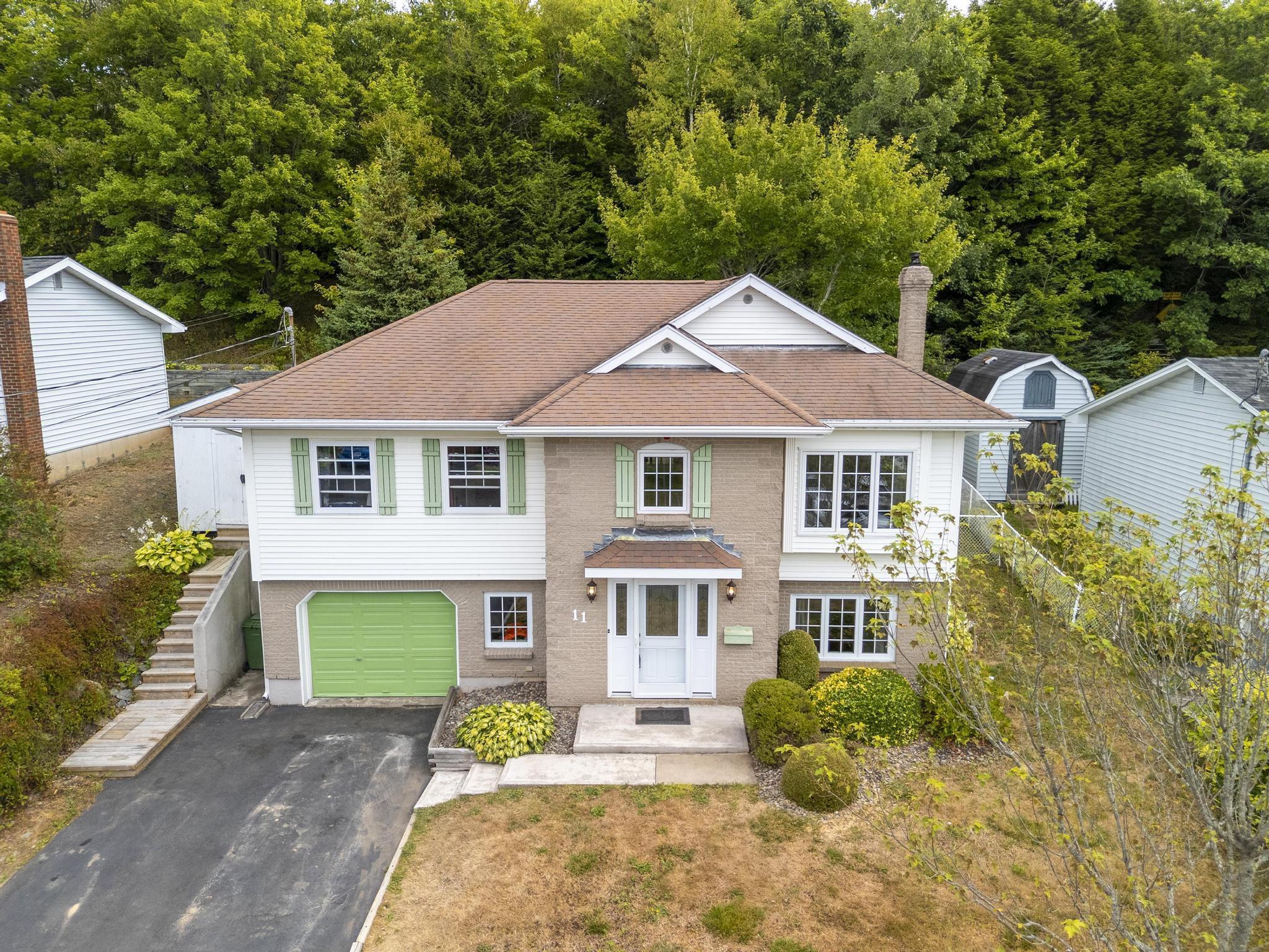 View image 35