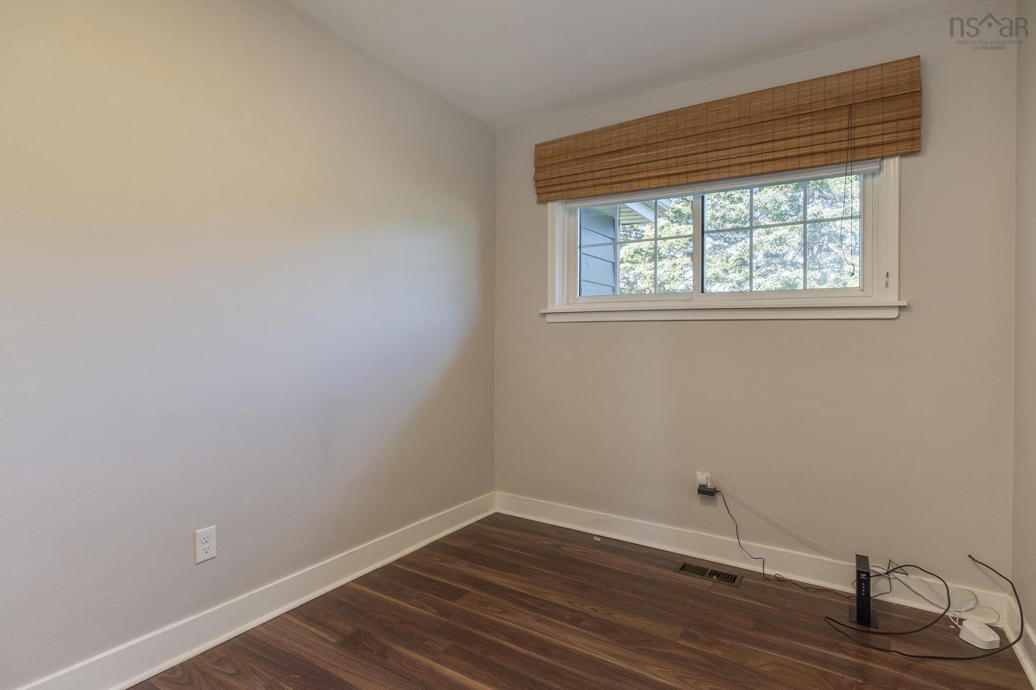 View image 9