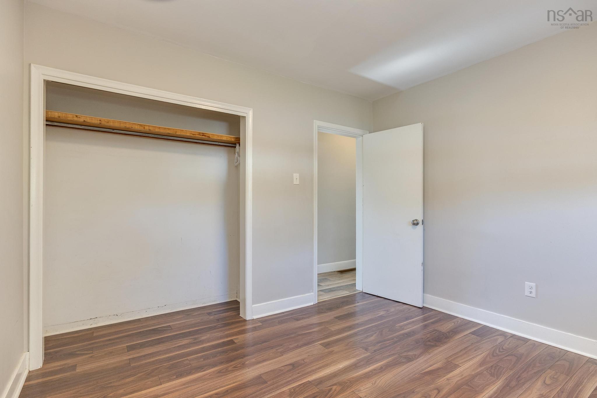 View image 17