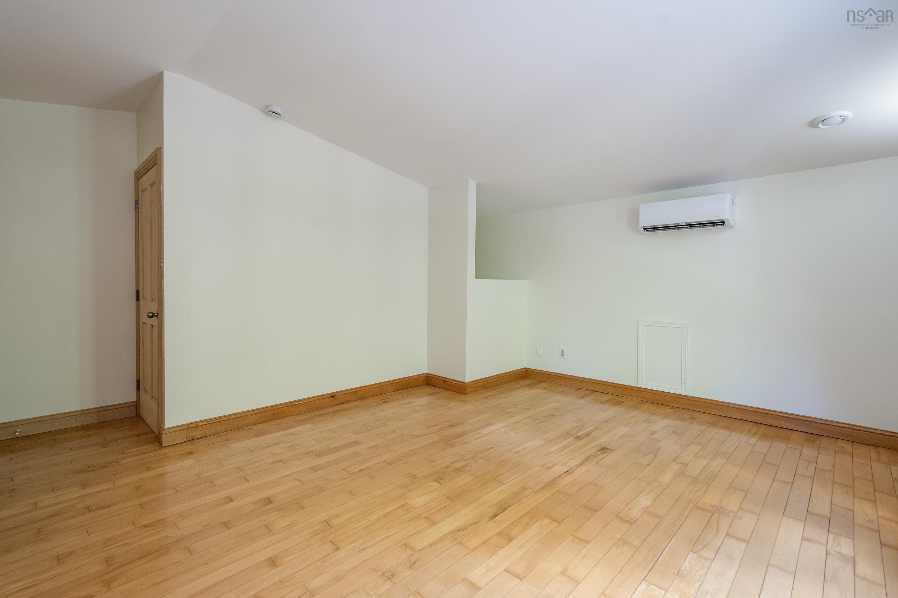 View image 15