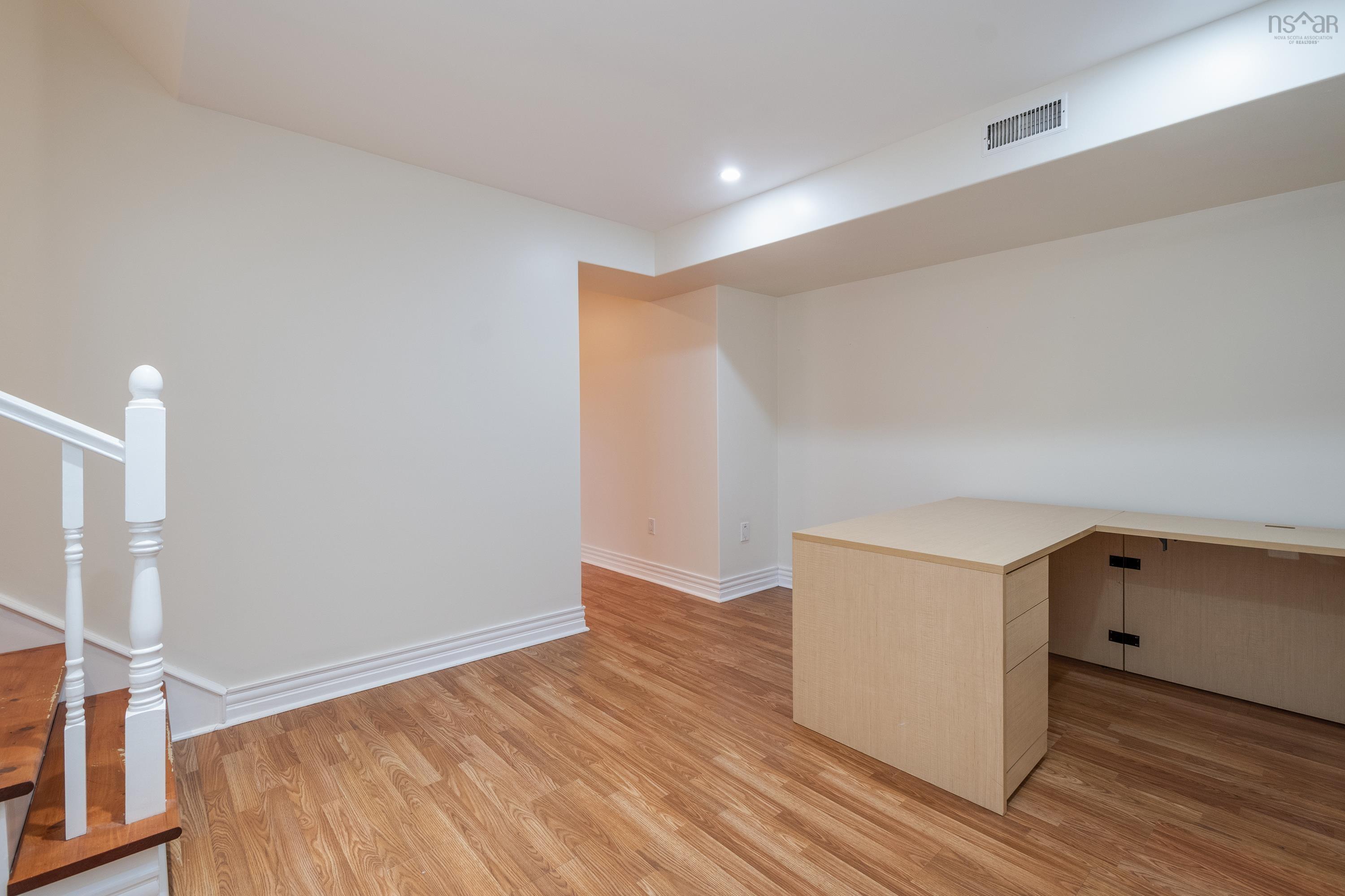 View image 21