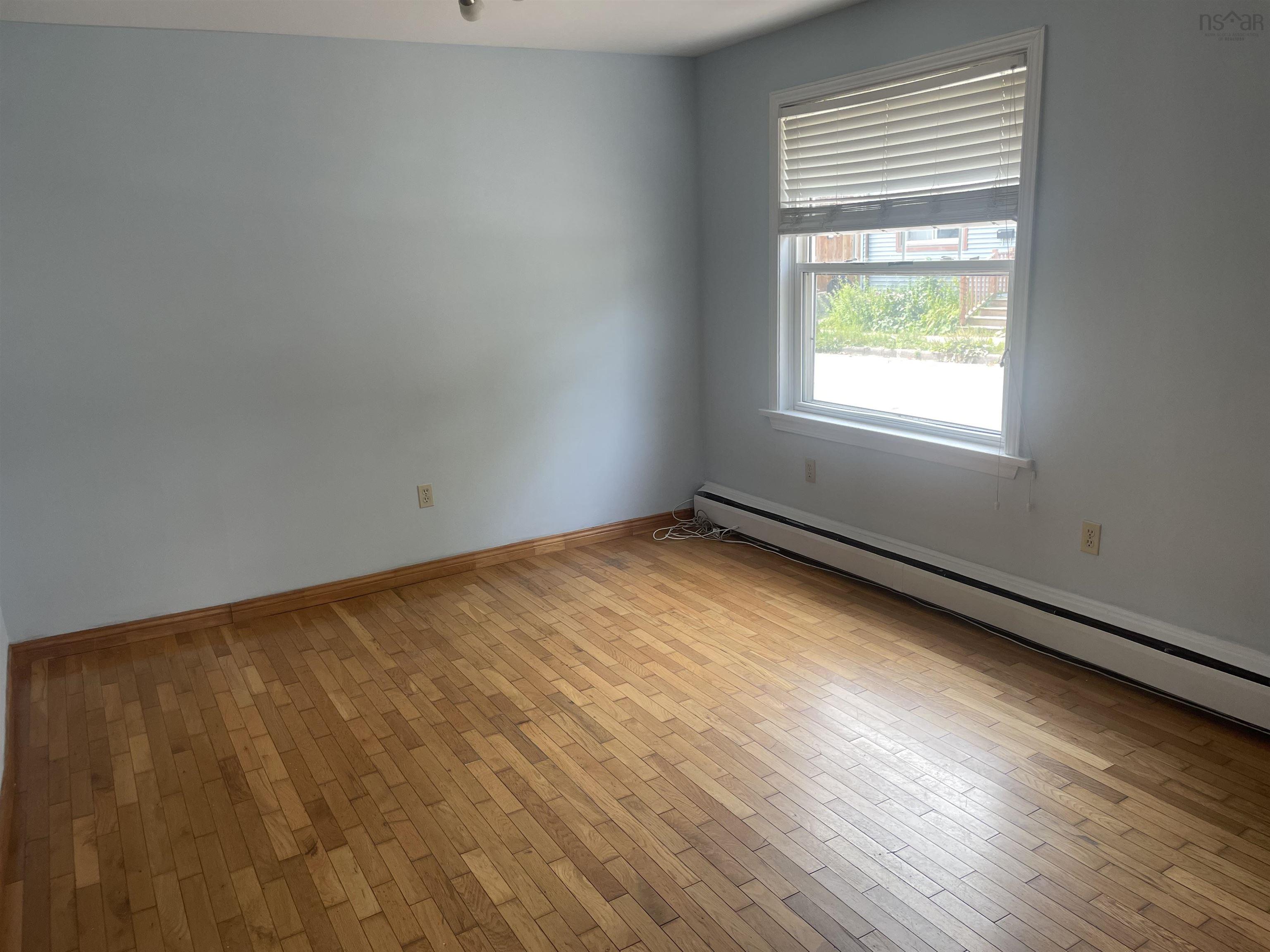 View image 11