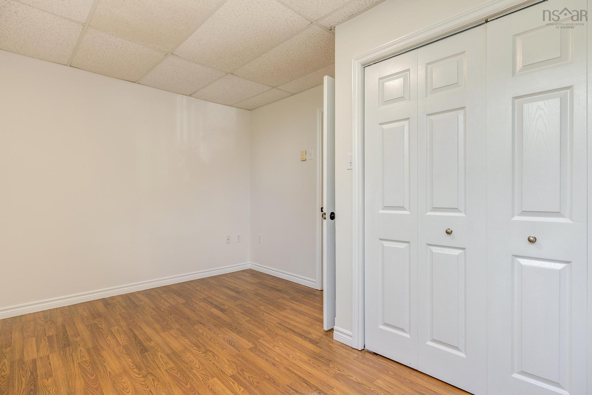View image 23