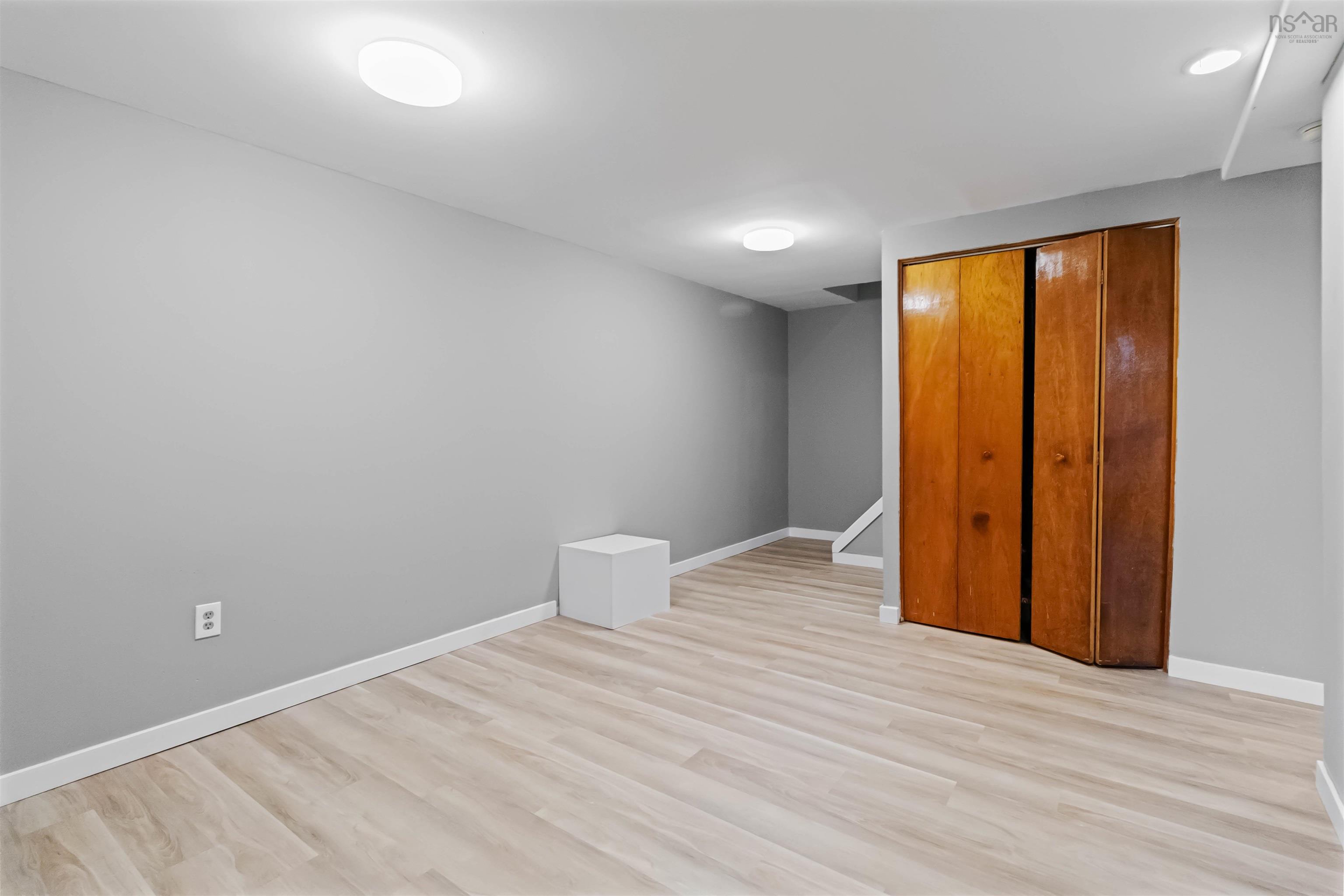 View image 11