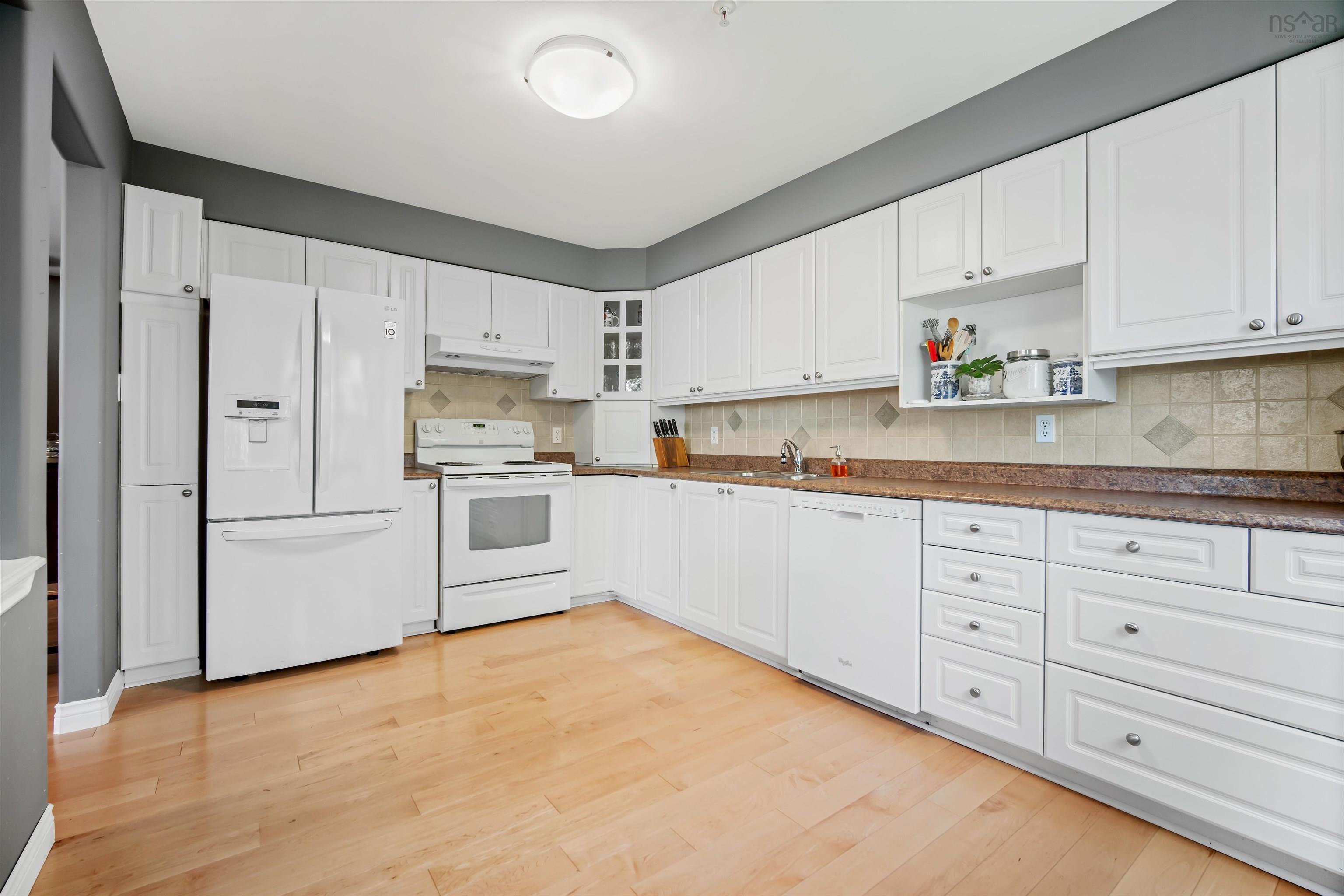 View image 7