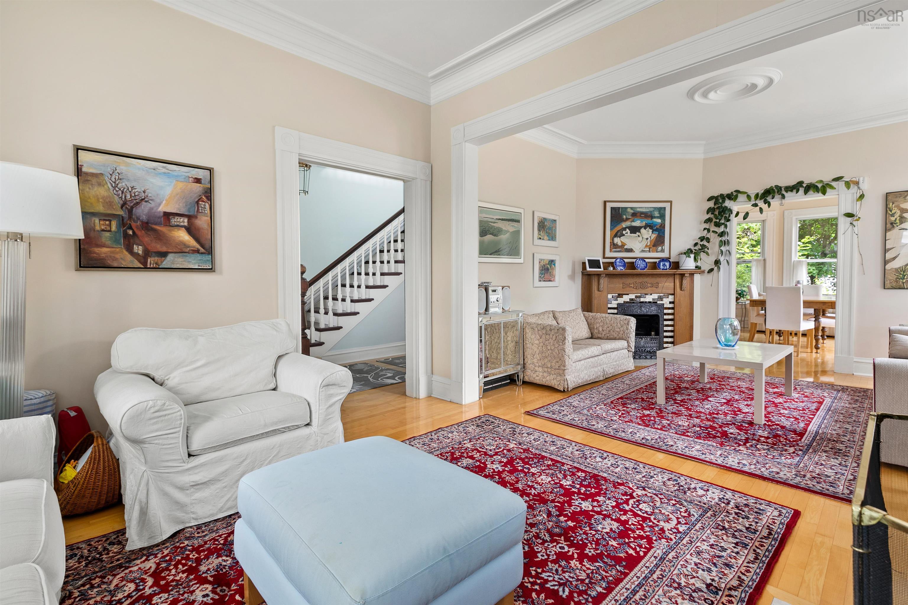 Thumbnail image for 1123/1121 Cartaret Street MLS<sup>®</sup> 202521329