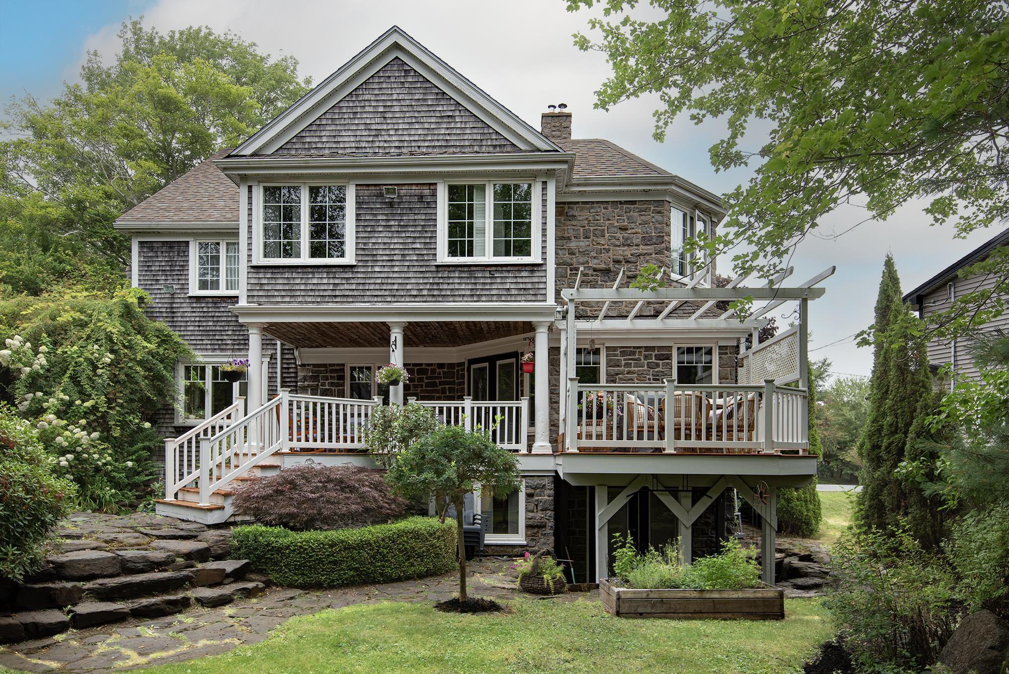 View image 22