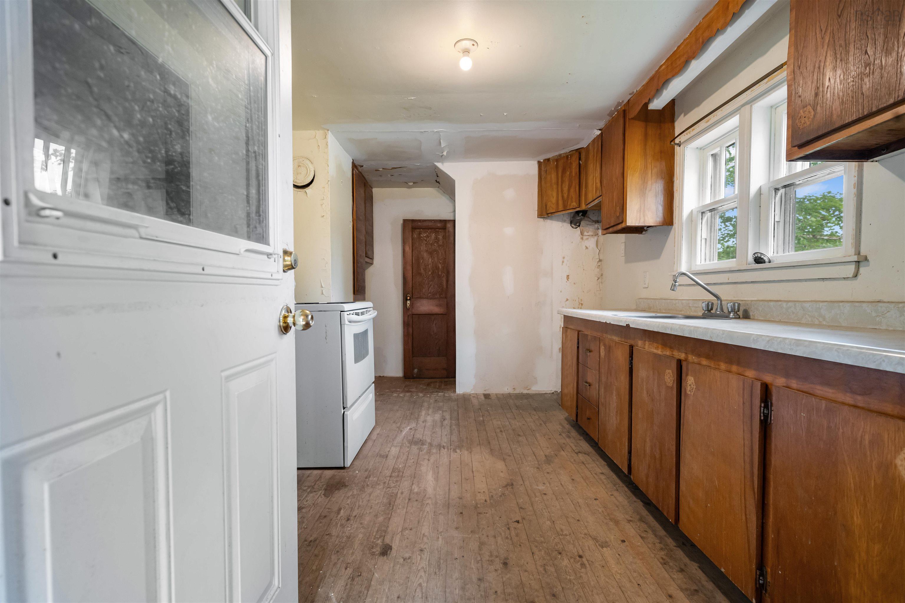 View image 12