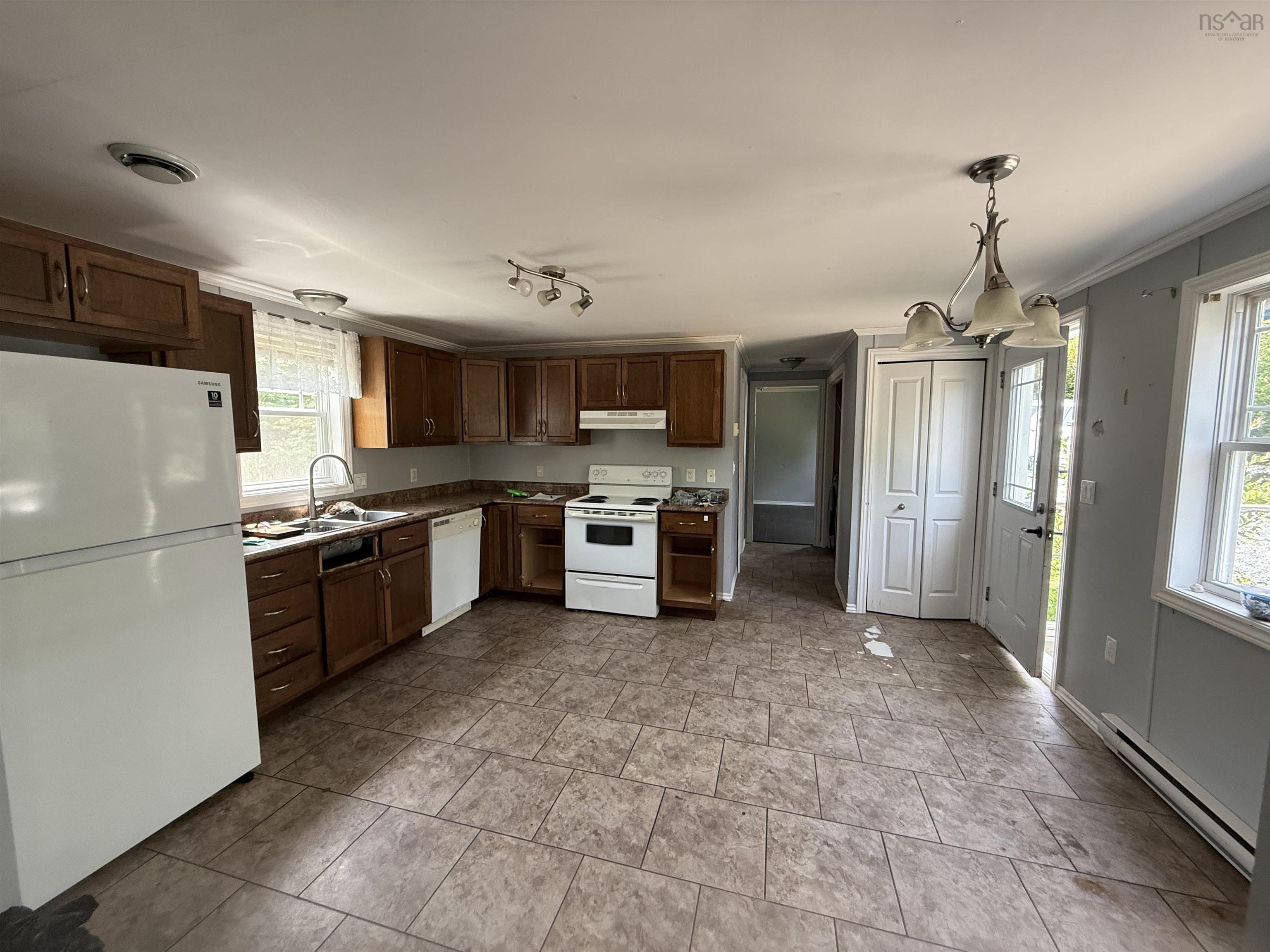 View image 17