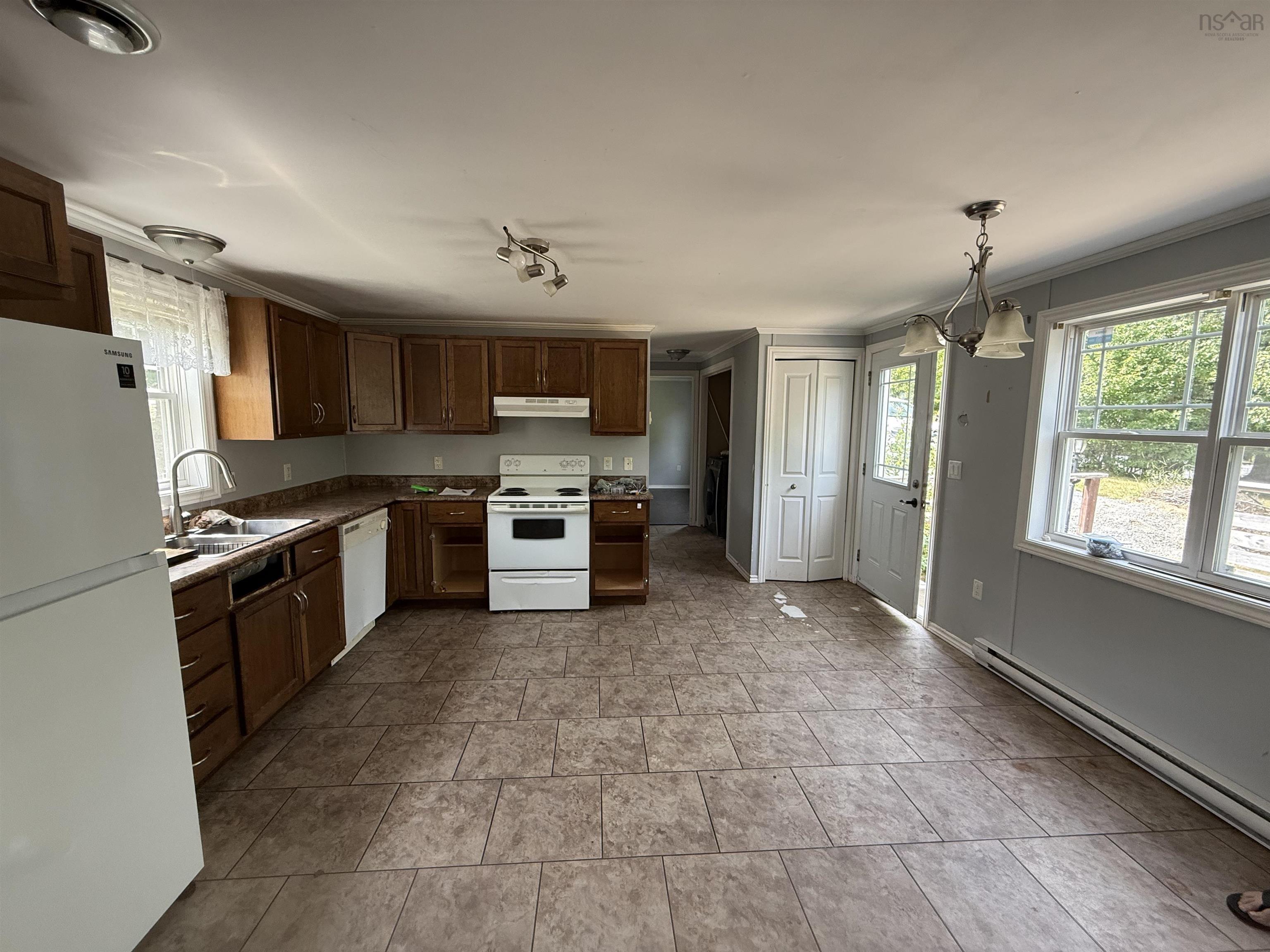 View image 19