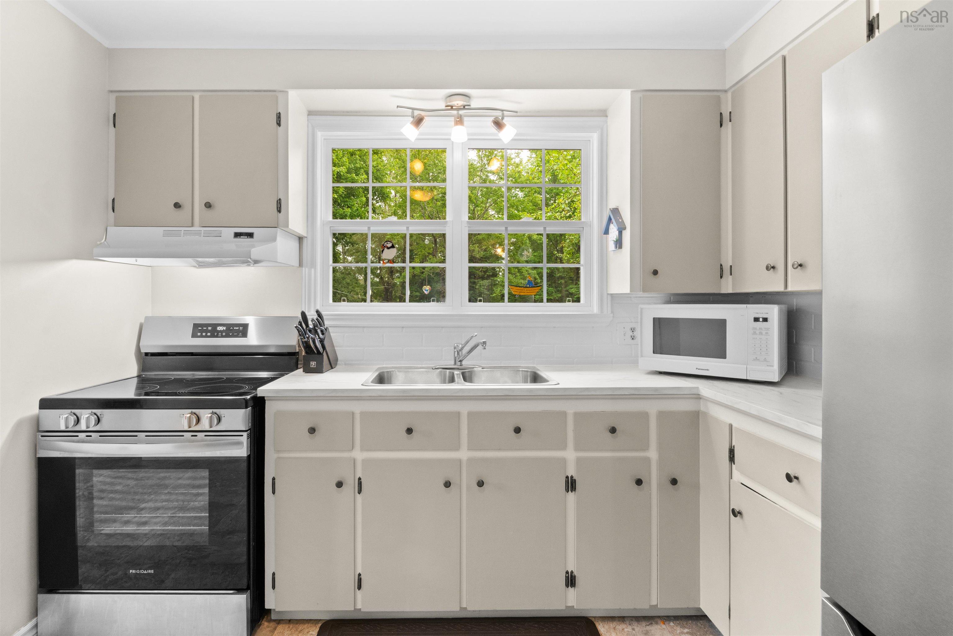 Thumbnail image for 1221 Beaver Bank Road MLS<sup>®</sup> 202522349
