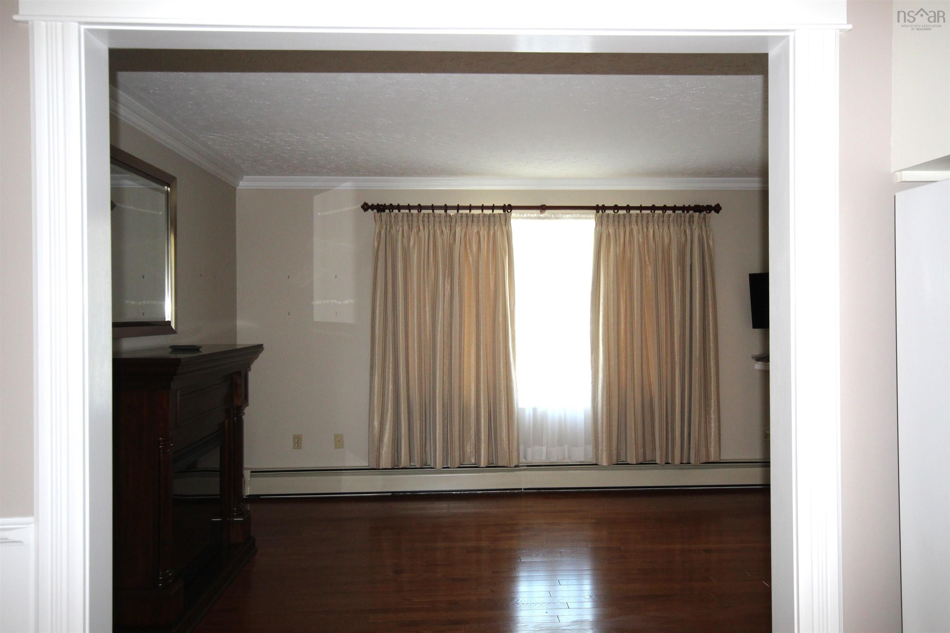View image 17