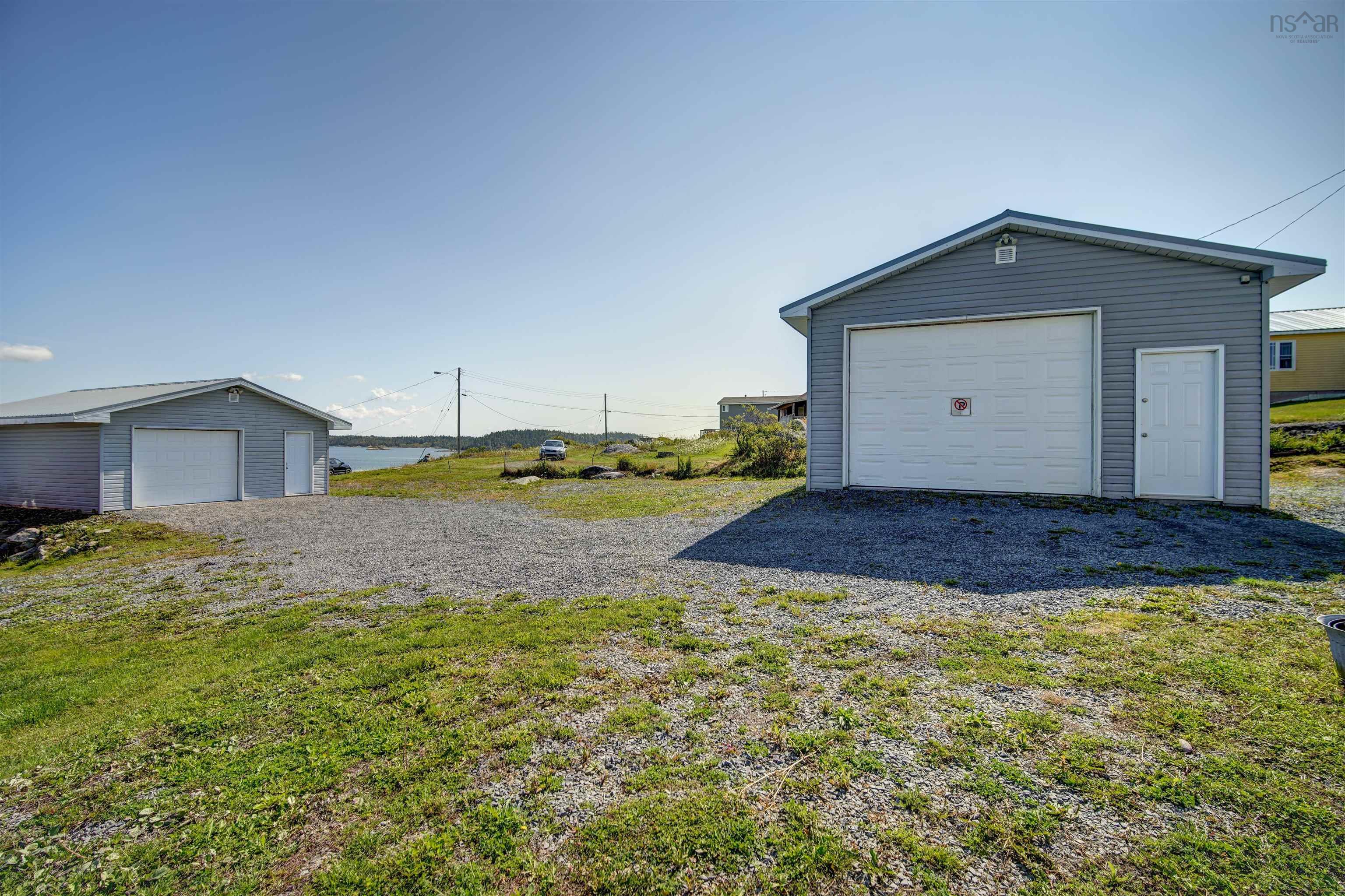 View image 18