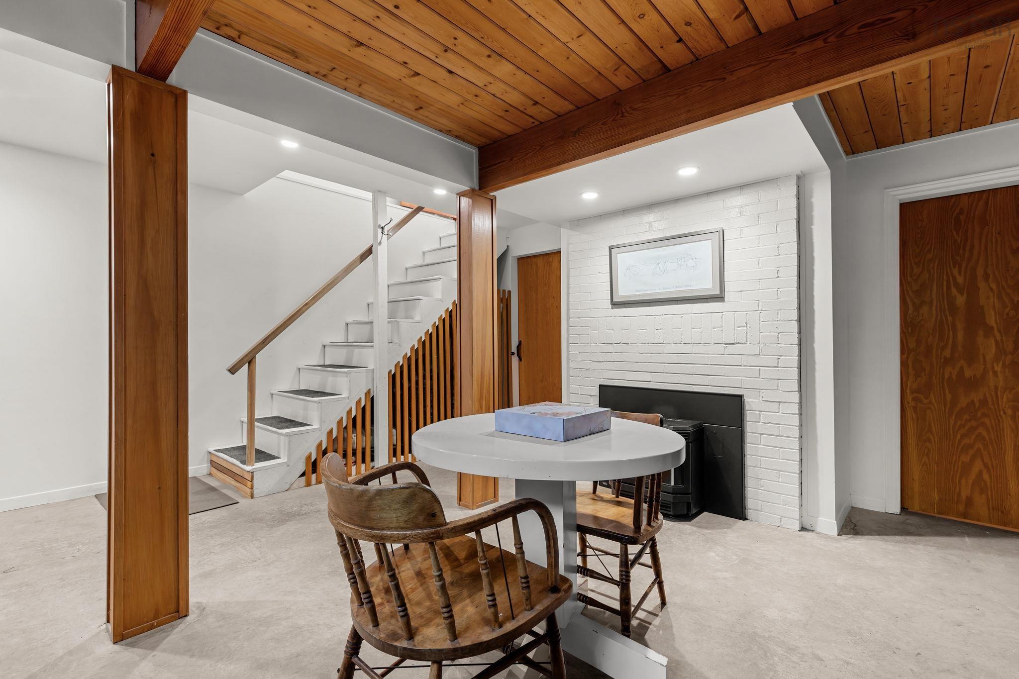 View image 10