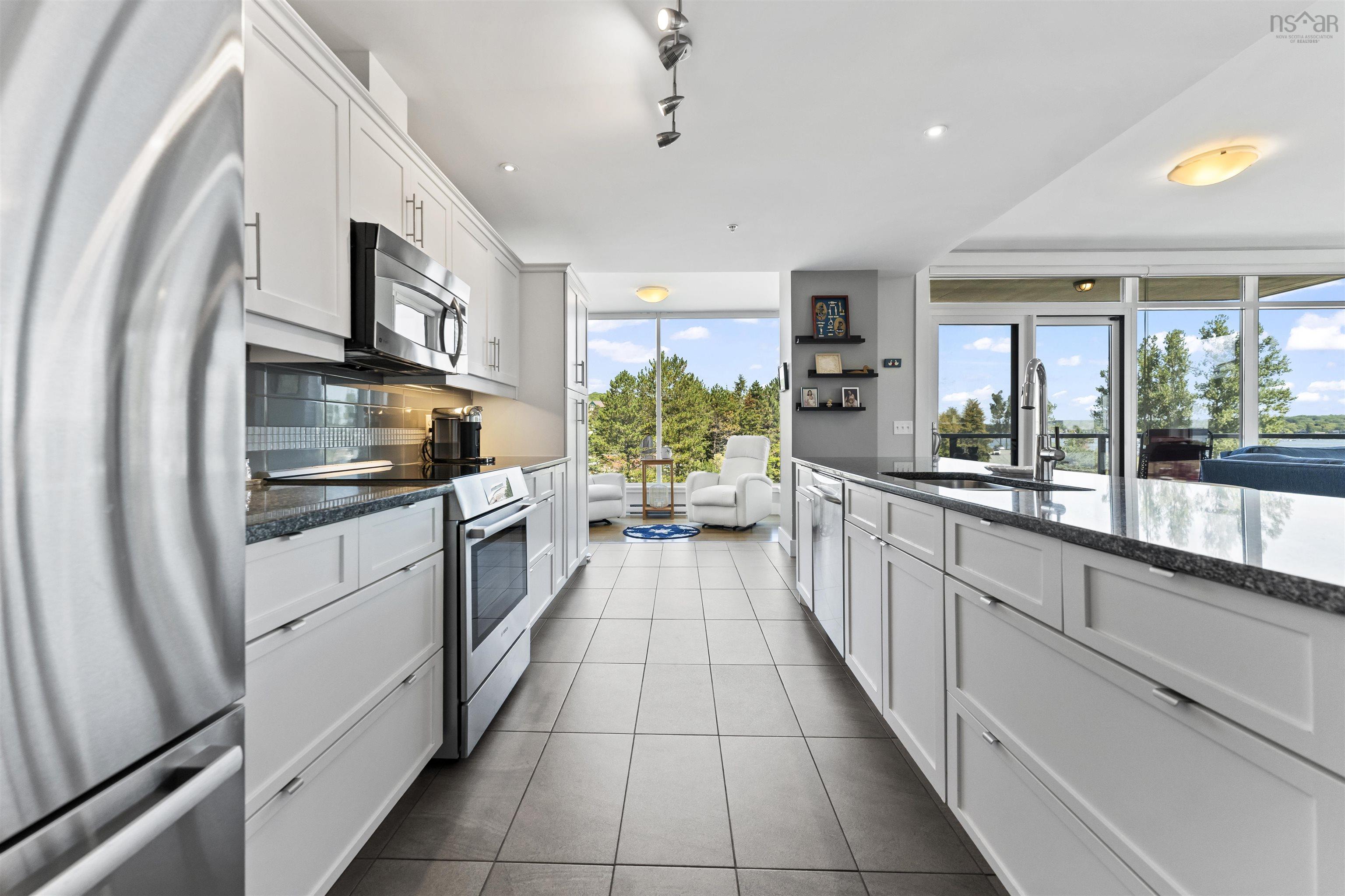 Thumbnail image for 305 212 Waterfront Drive MLS<sup>®</sup> 202522432