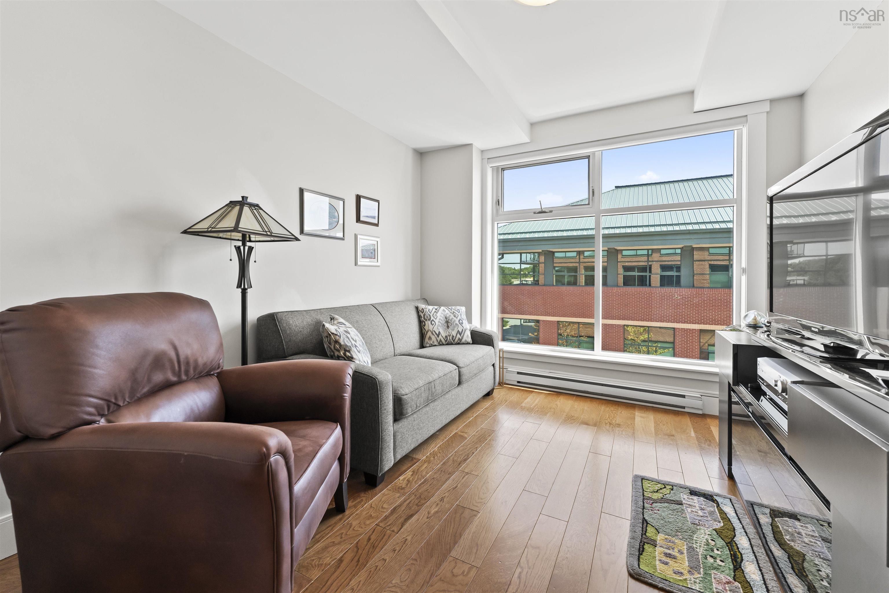 View image 18