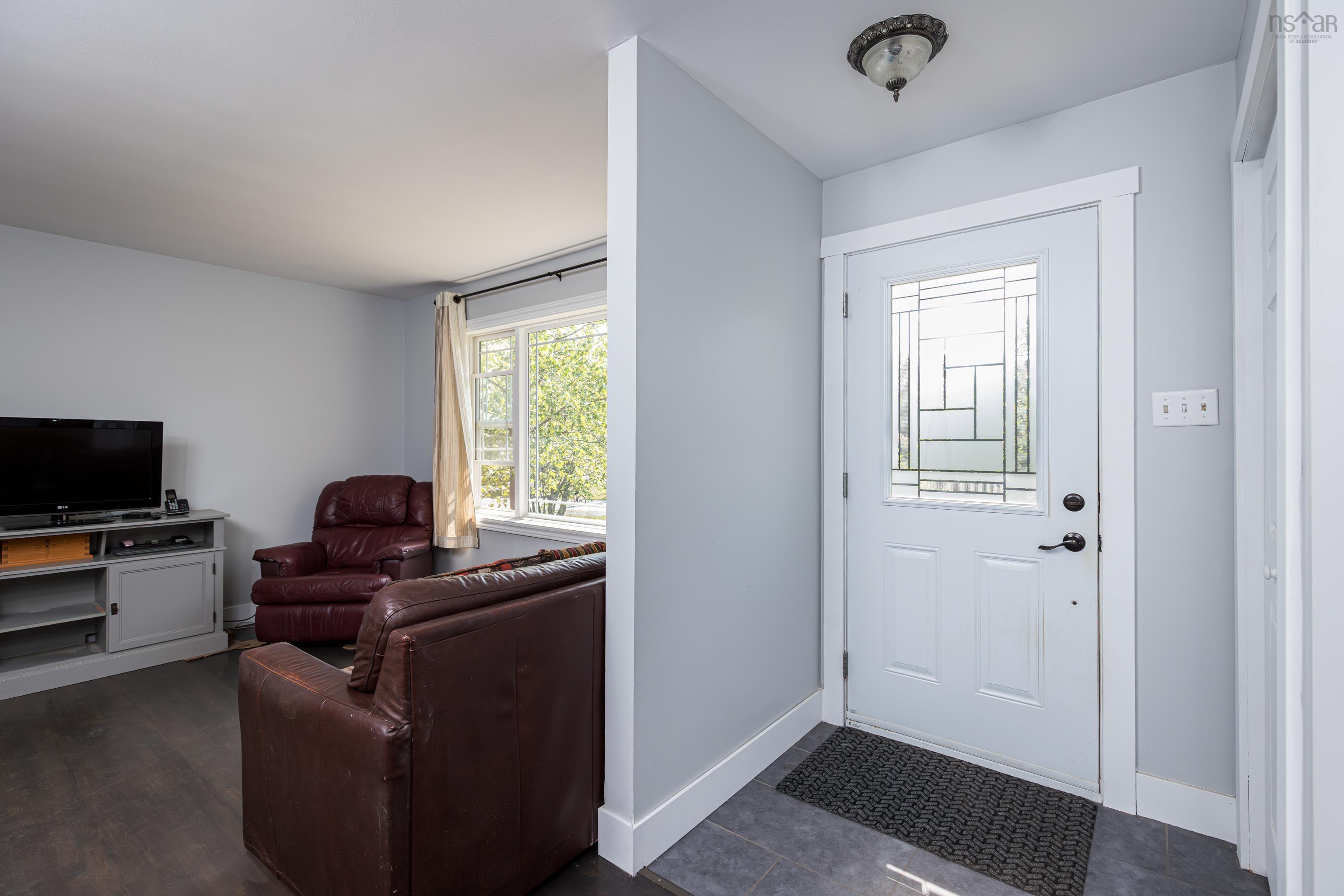 View image 18