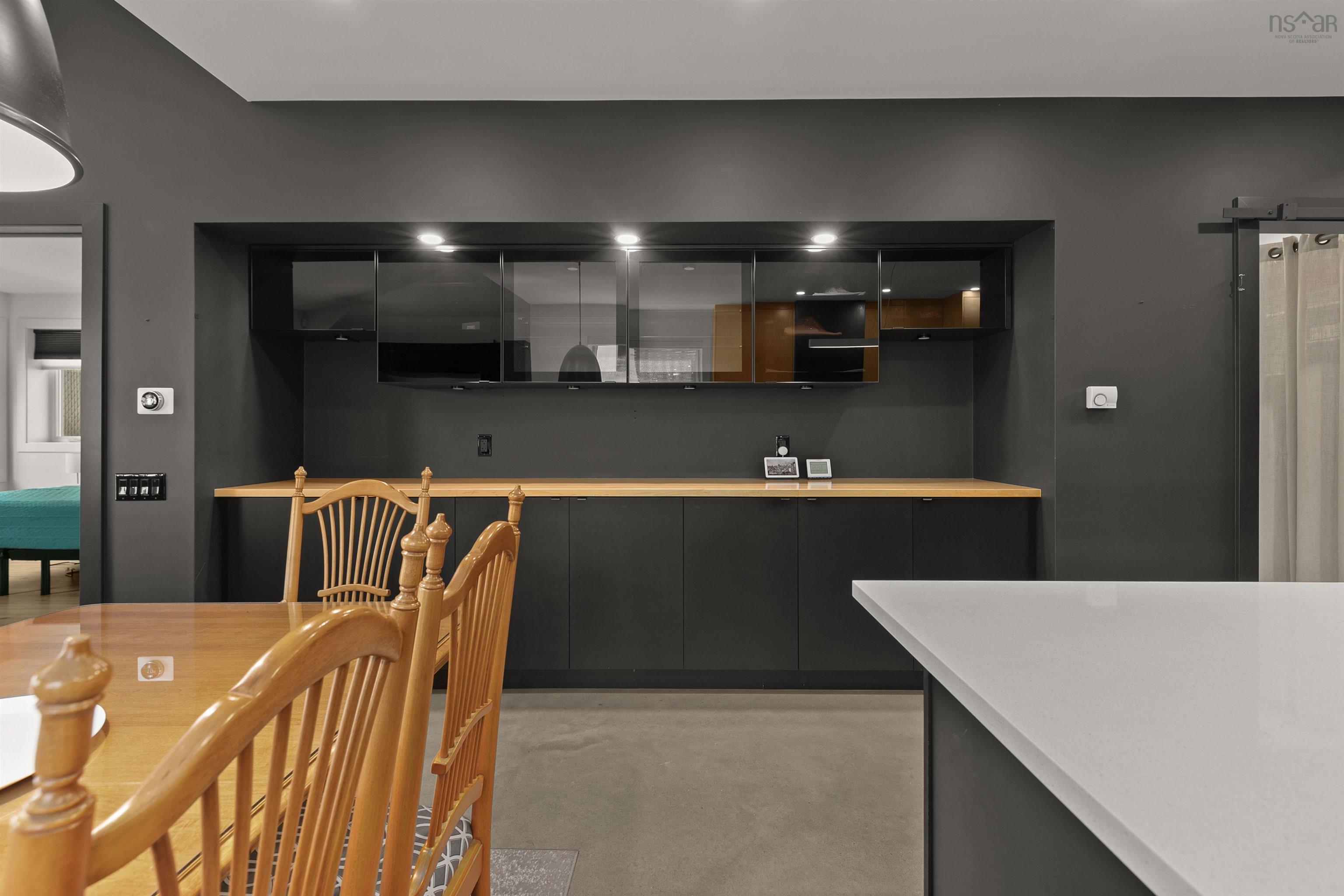 Thumbnail image for 42 Hadley Crescent MLS<sup>®</sup> 202522495