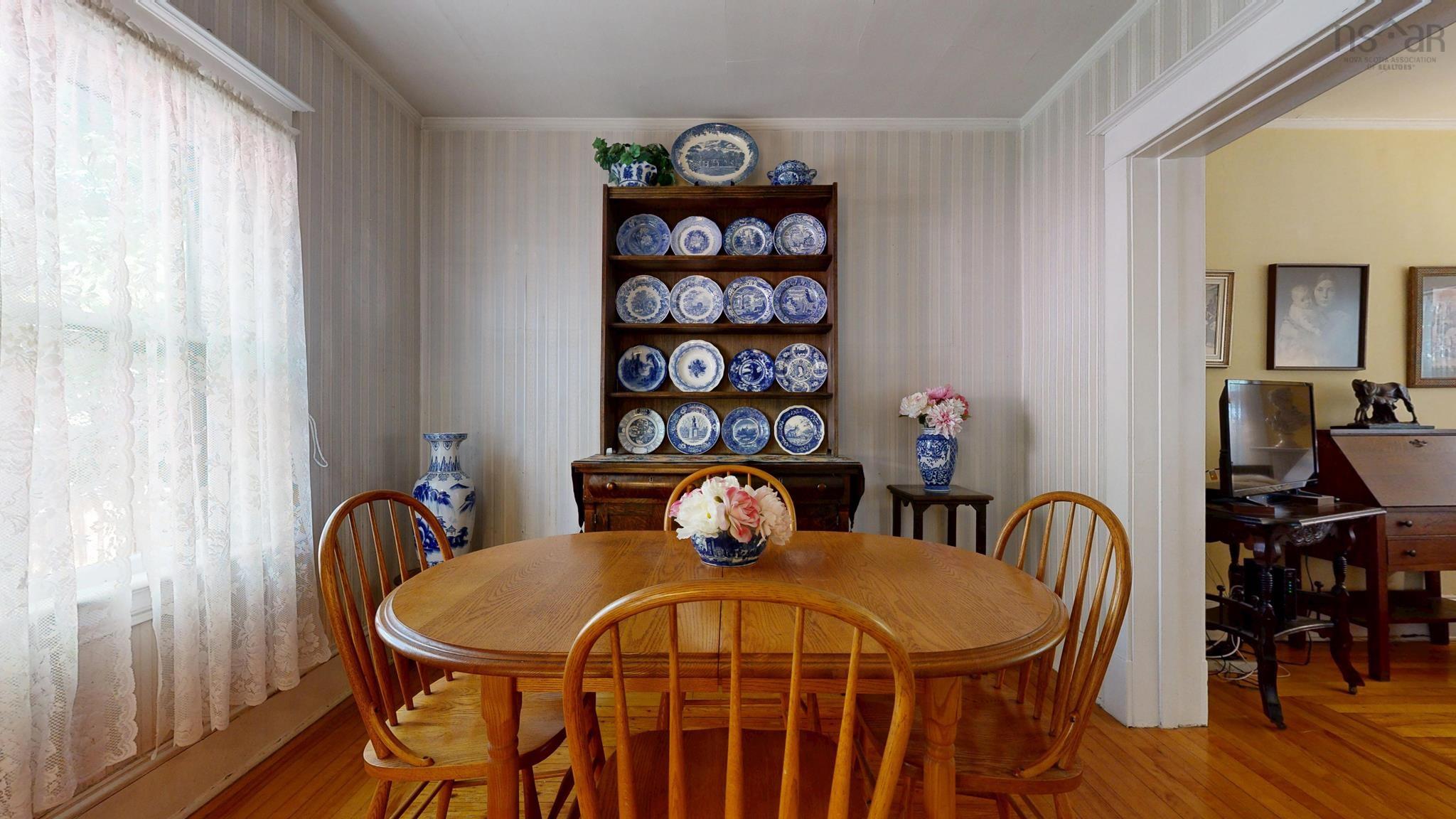 View image 7