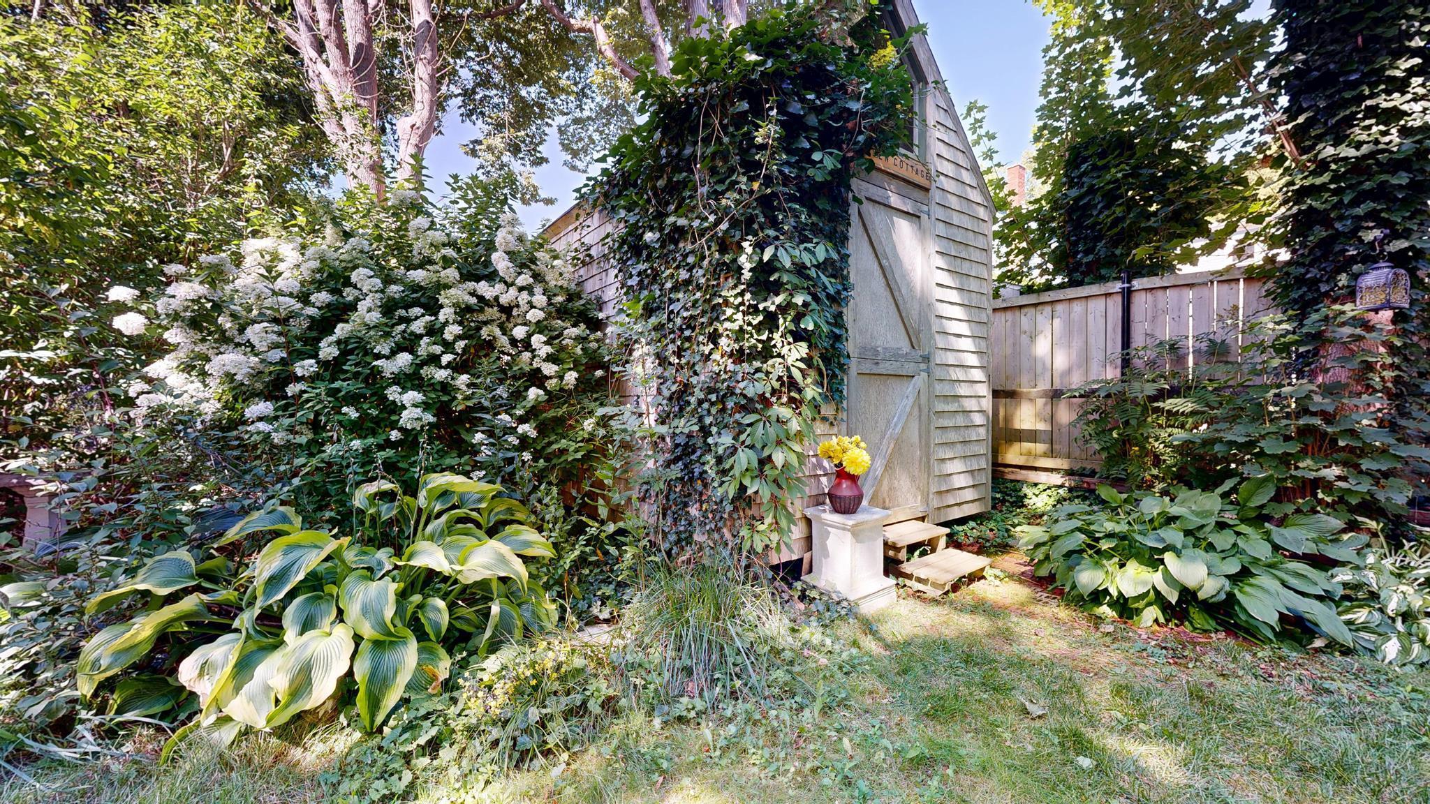 View image 30
