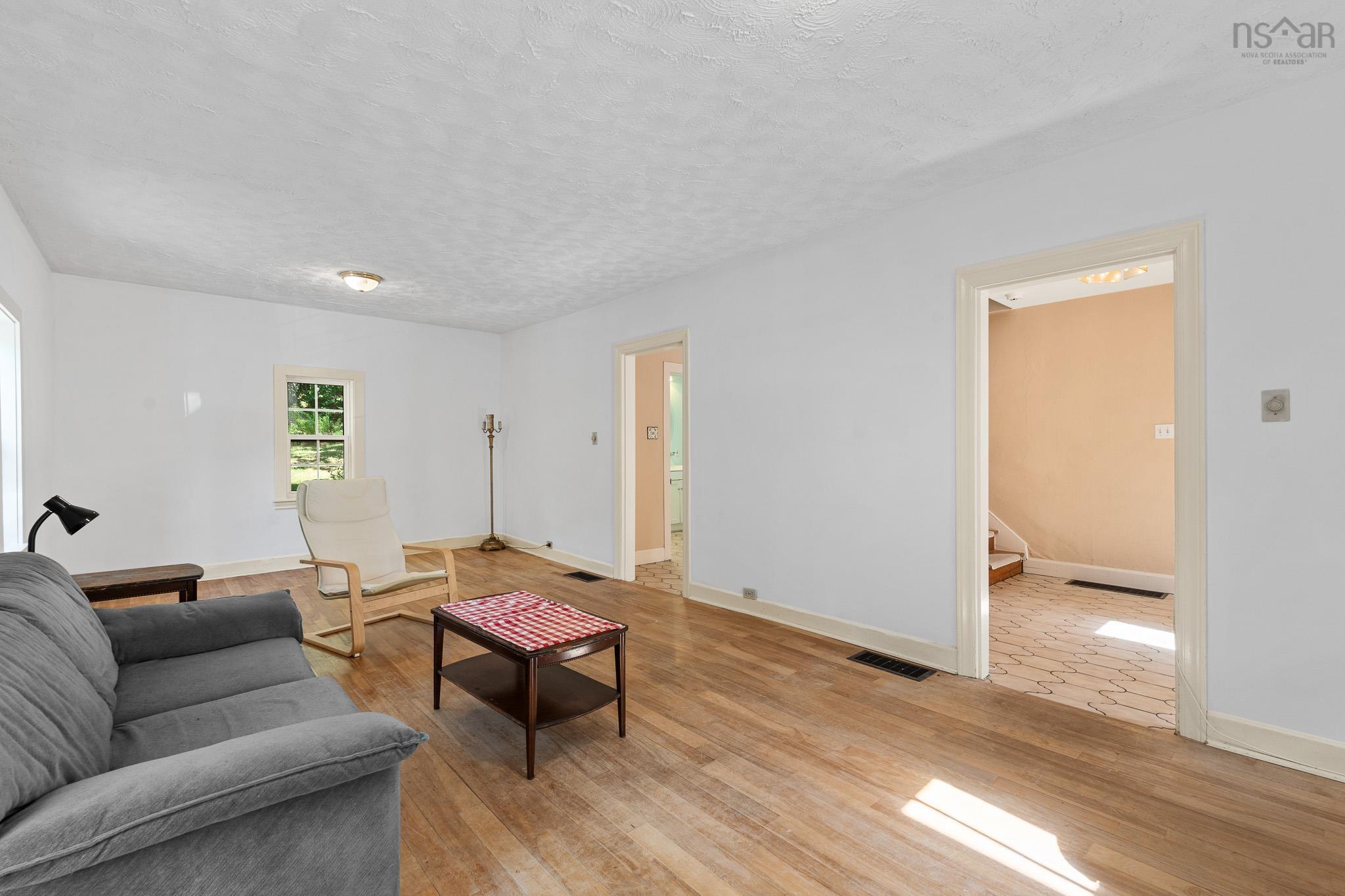 View image 13