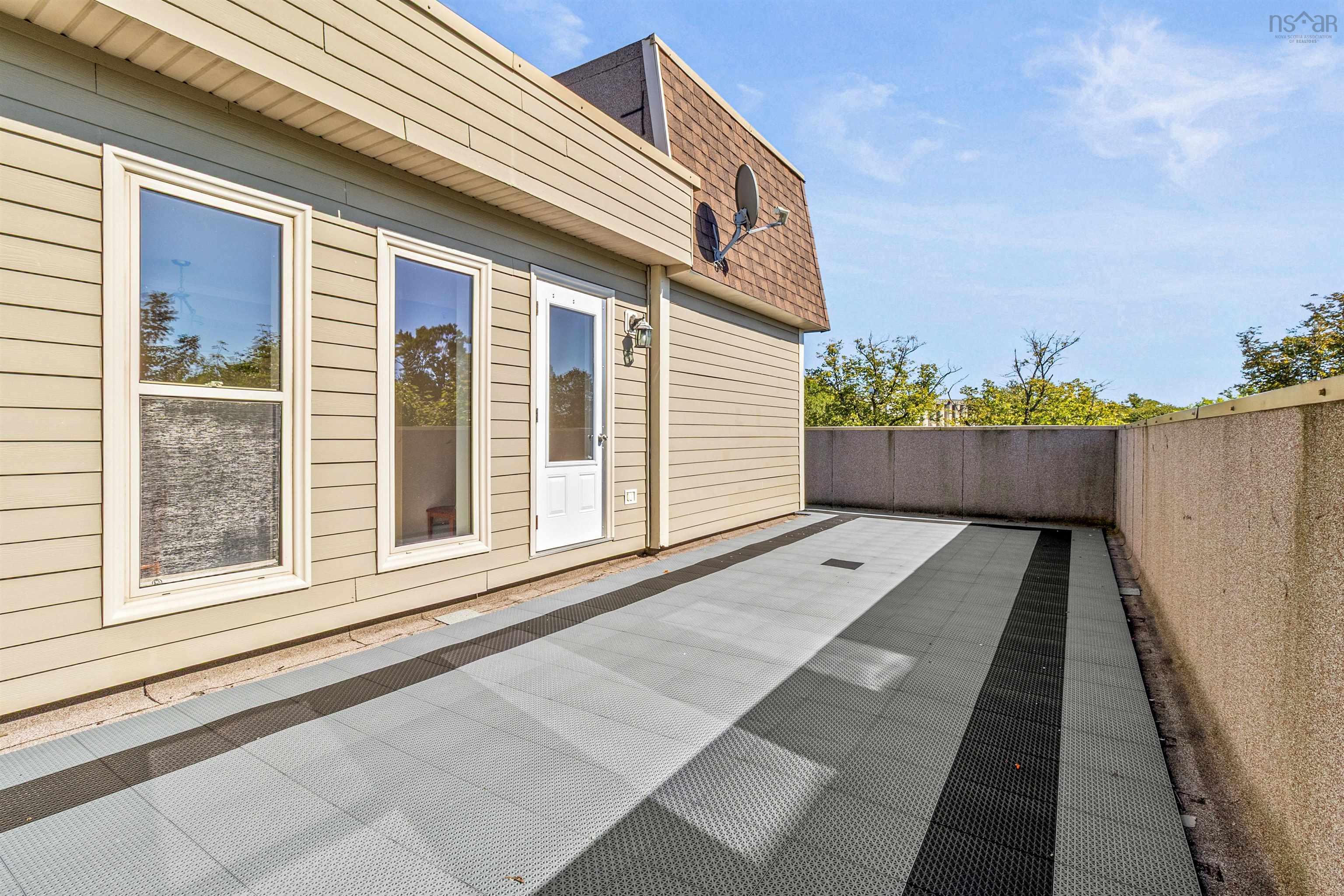 View image 12